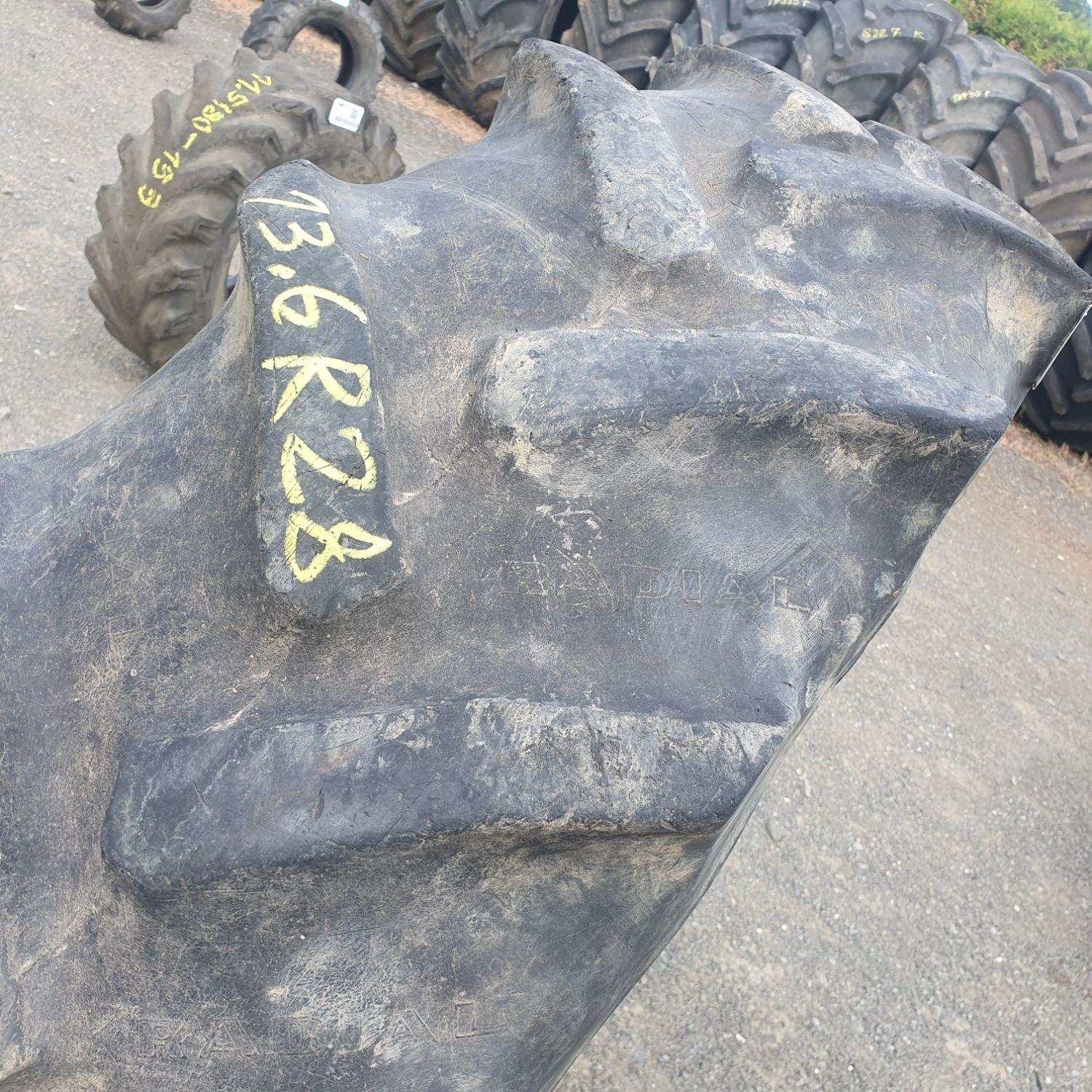  Cauciucuri 13.6R28 (340/85R28) Goodyear