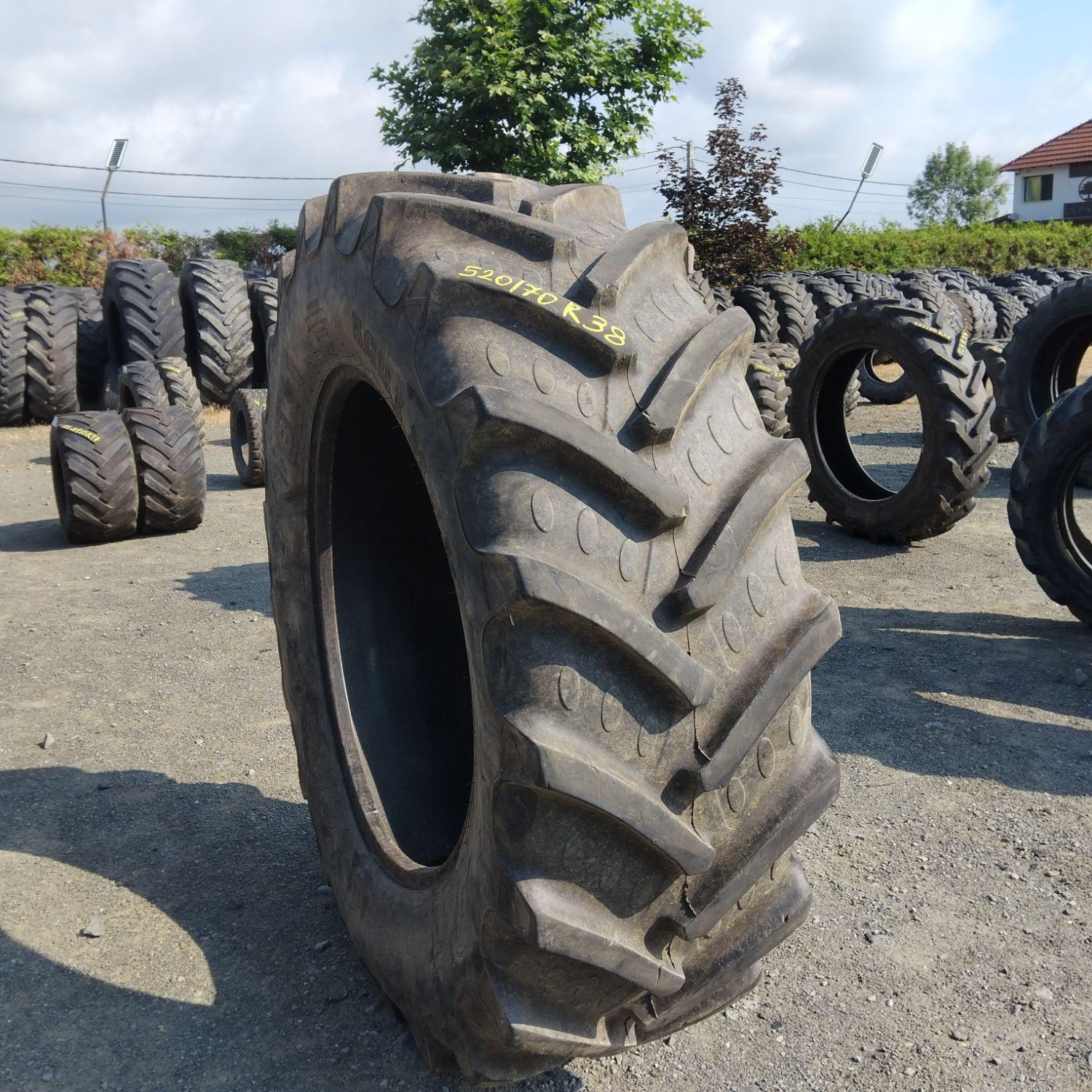  Cauciucuri 520/70R38  Bkt
