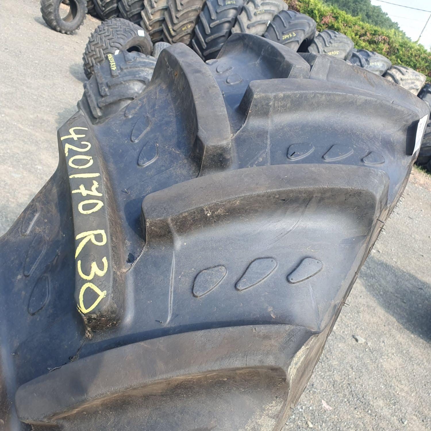  Cauciucuri 420/70R30  Kleber