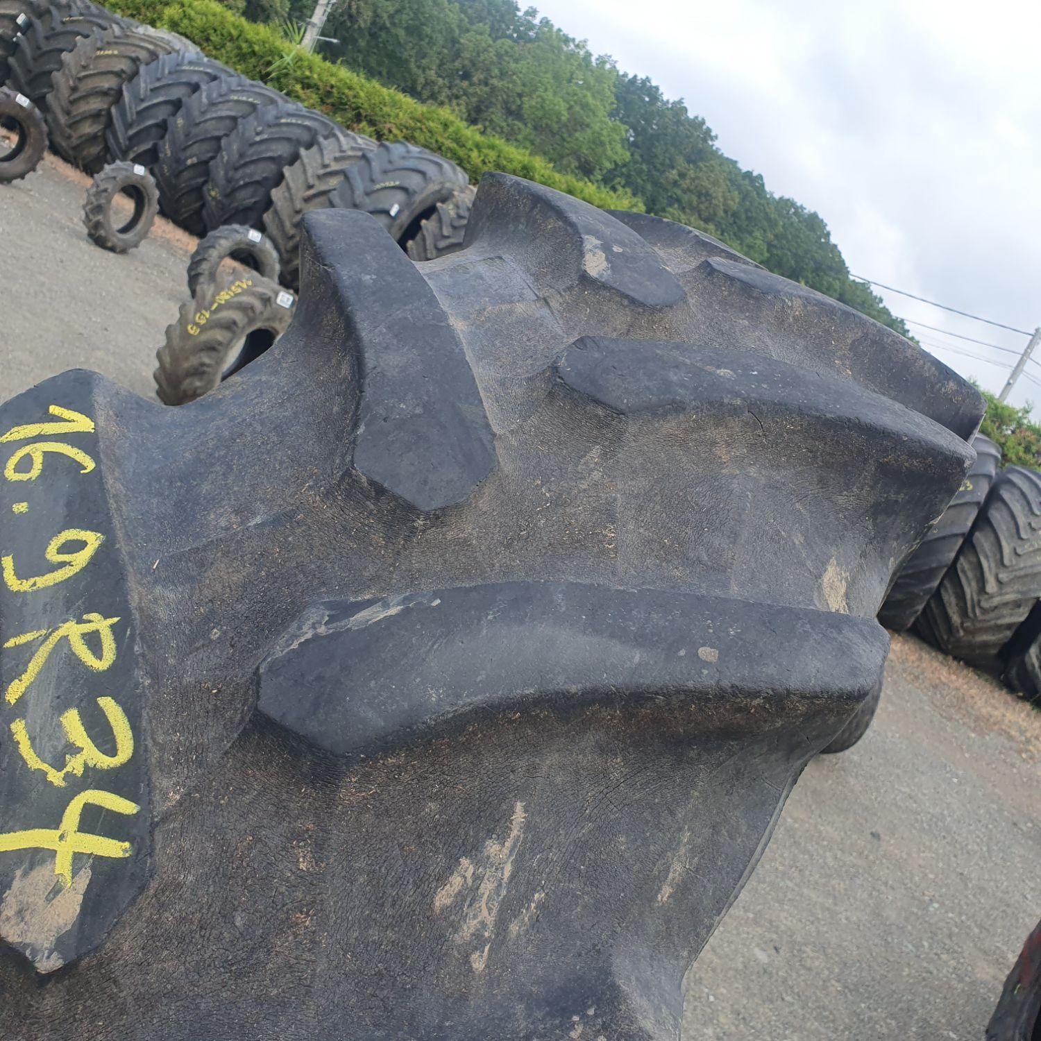  Cauciucuri 16.9R34 (420/85R34) Pirelli