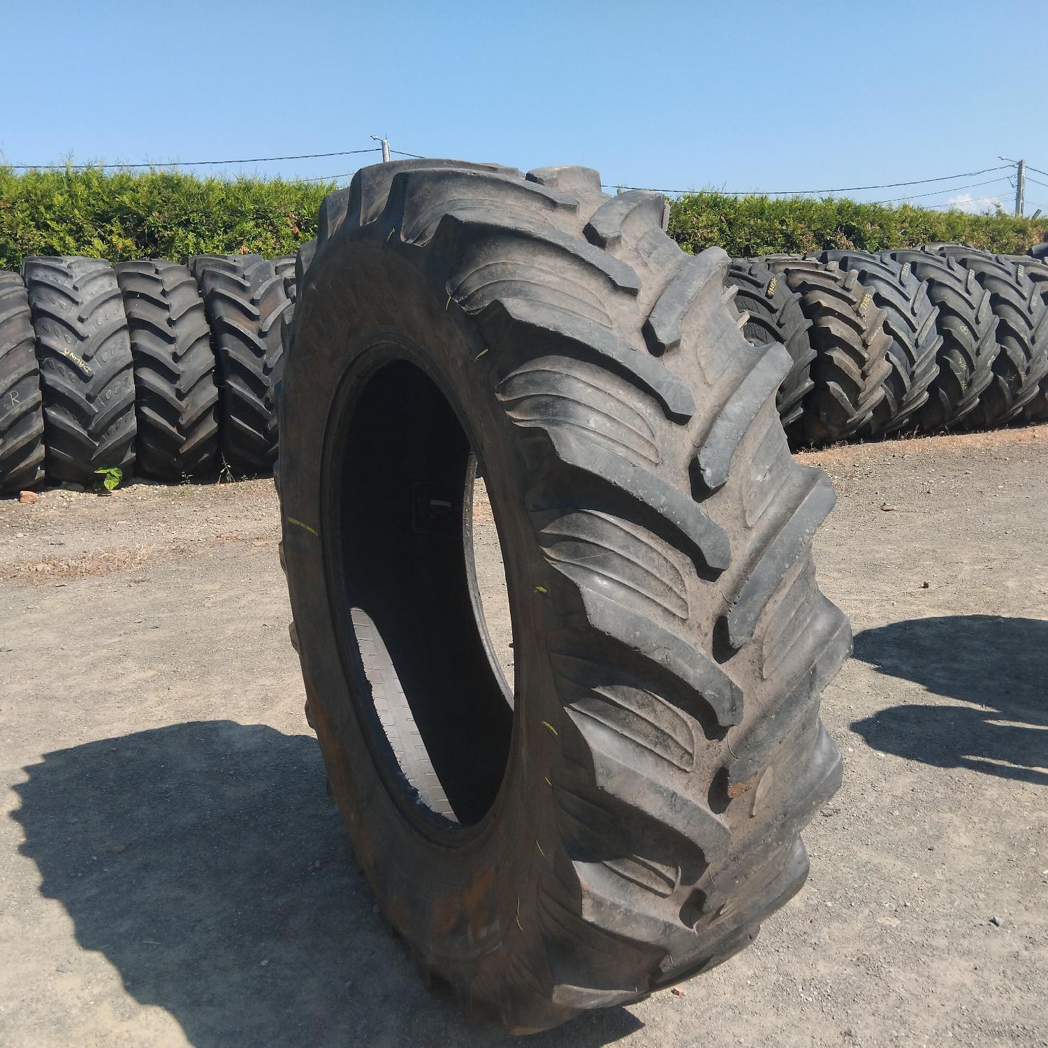  Cauciucuri 18.4R38 (460/85R38) Taurus