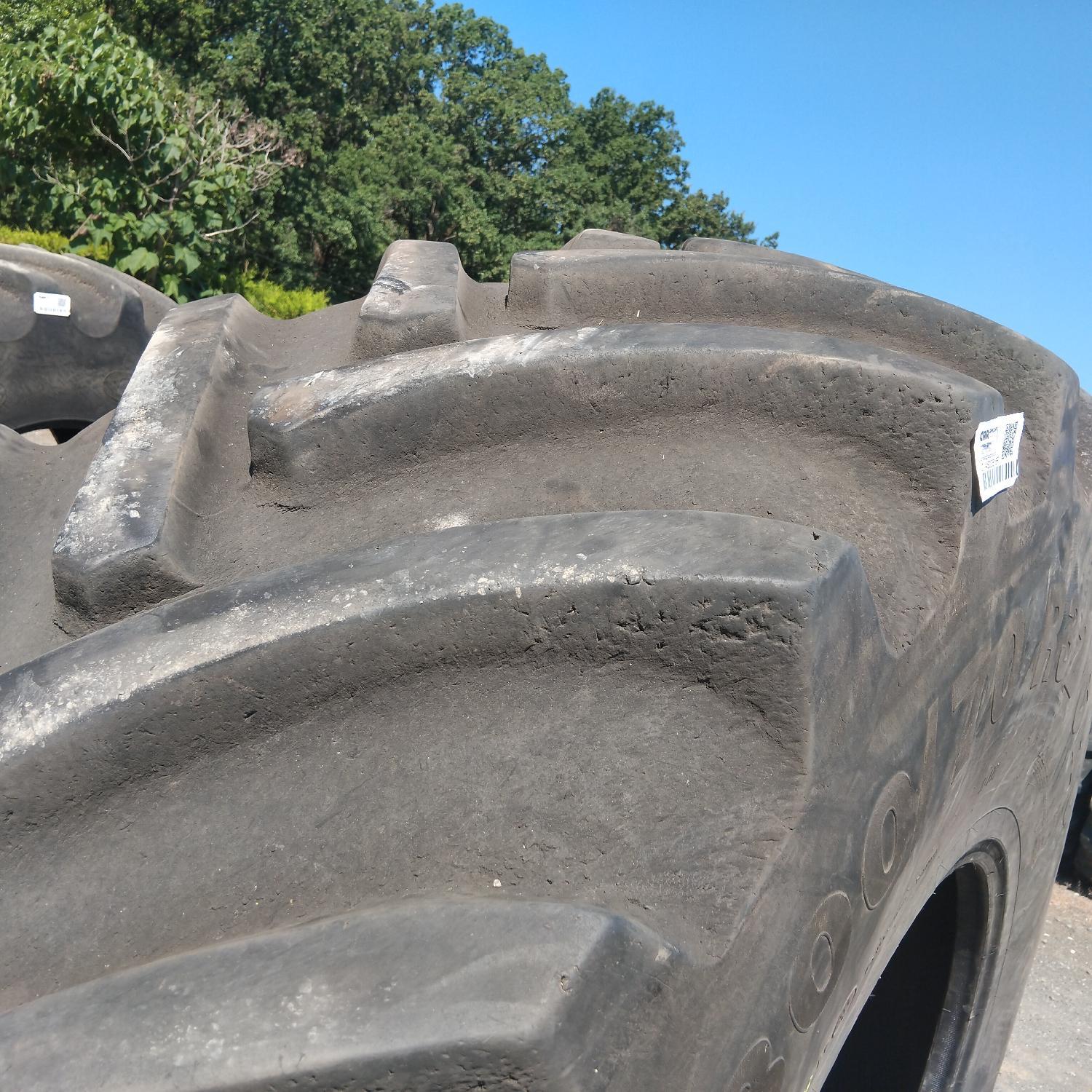  Cauciucuri 800/70R32  Mitas