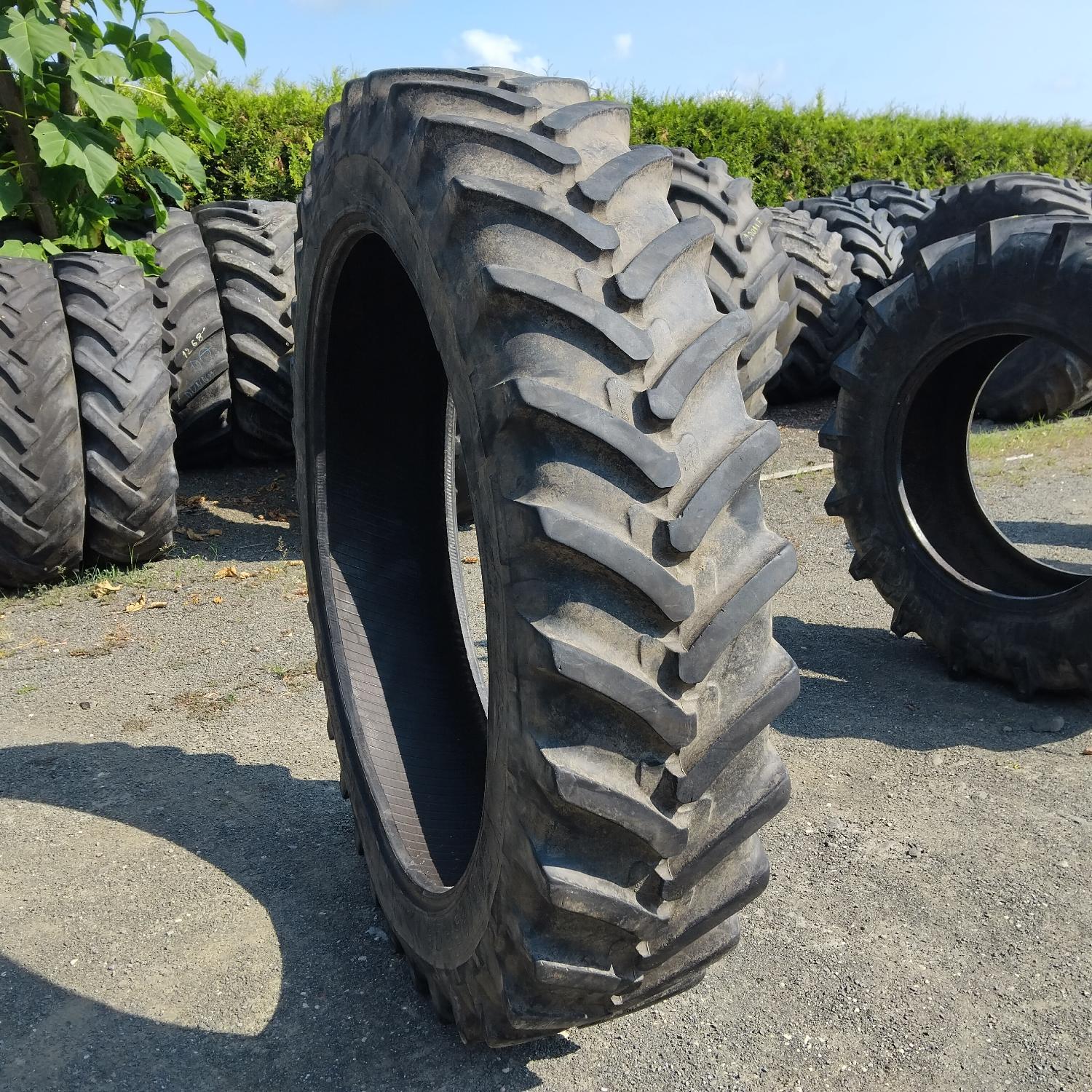  Cauciucuri 340/85R46  Michelin