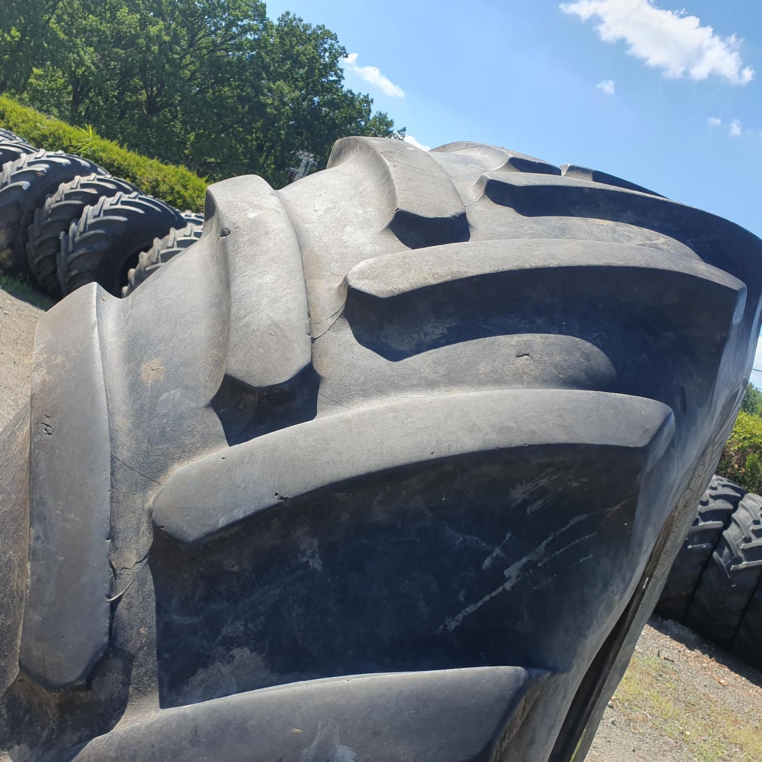  Cauciucuri 710/75R42  Michelin