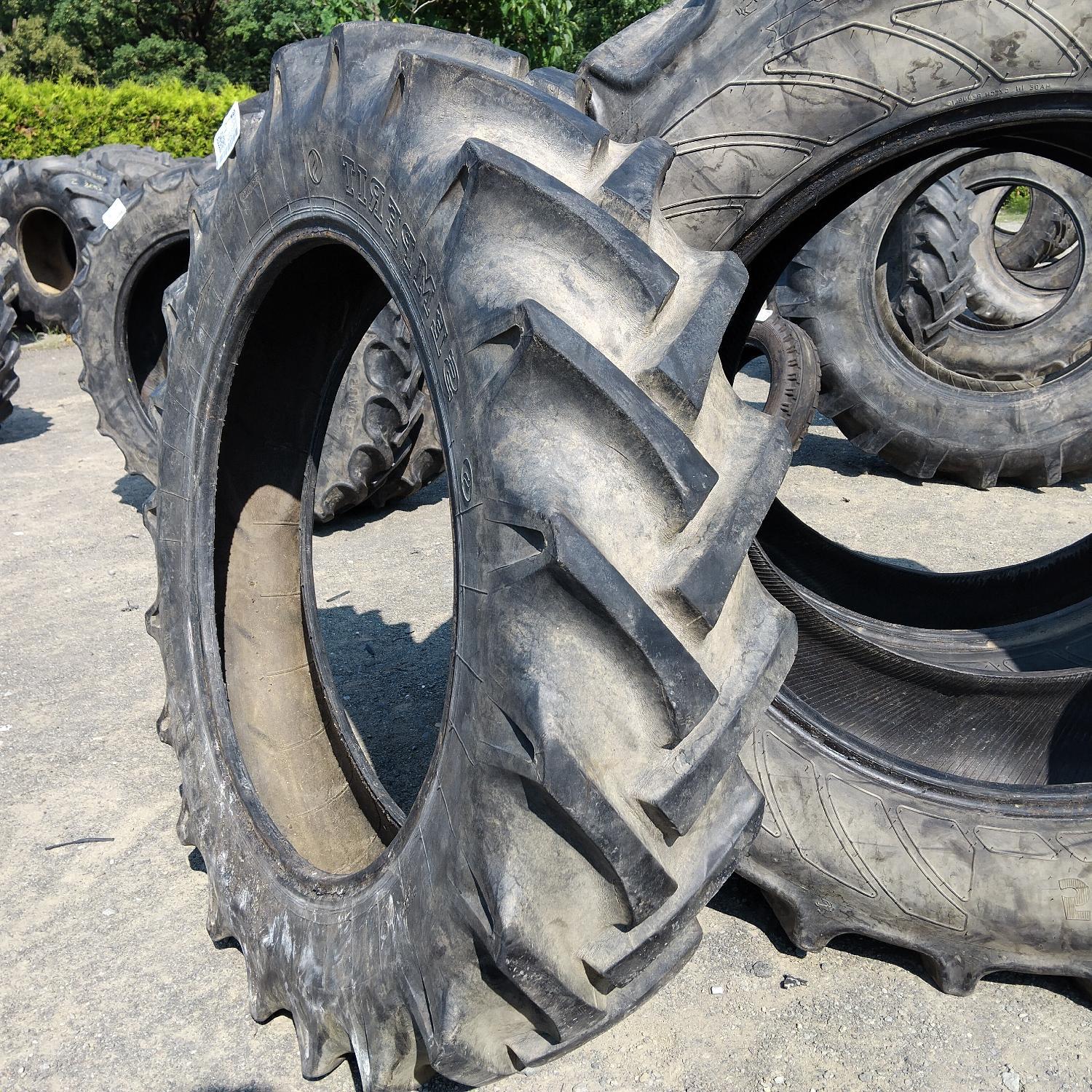  Cauciucuri 12.4-32 (320/85R32) Semperit