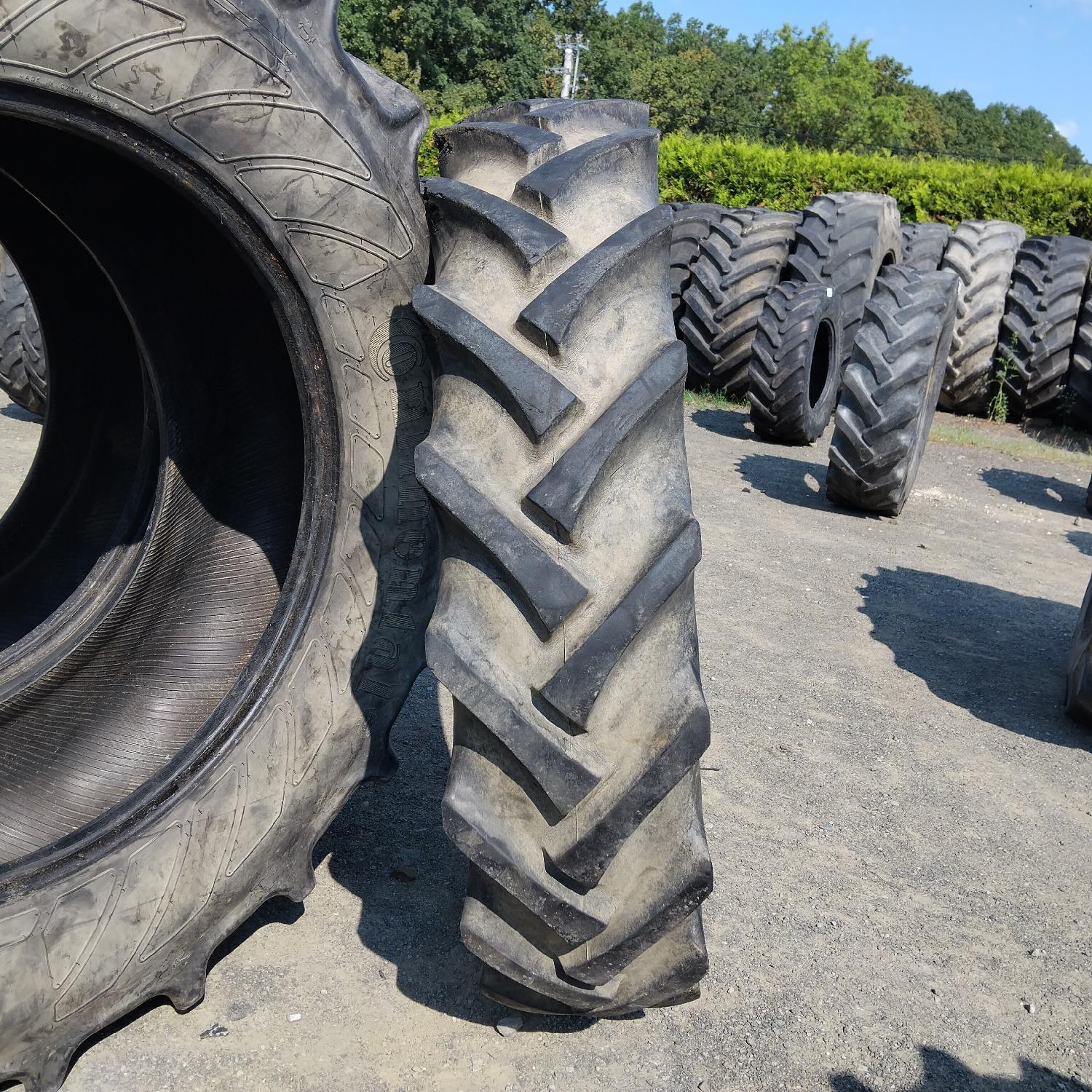  Cauciucuri 12.4-32 (320/85R32) Semperit