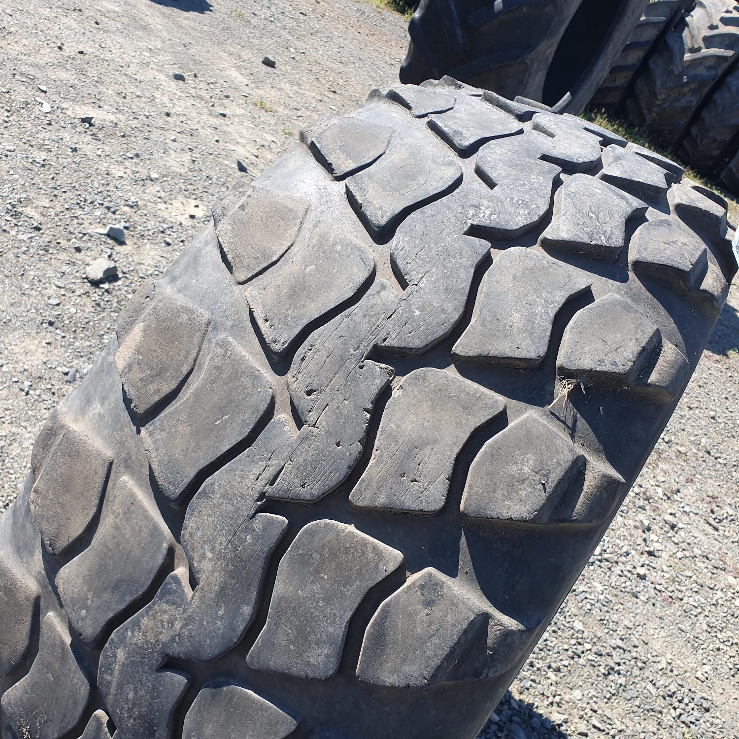  Cauciucuri 16/70-20 (16.0/70R20) Dneproshina