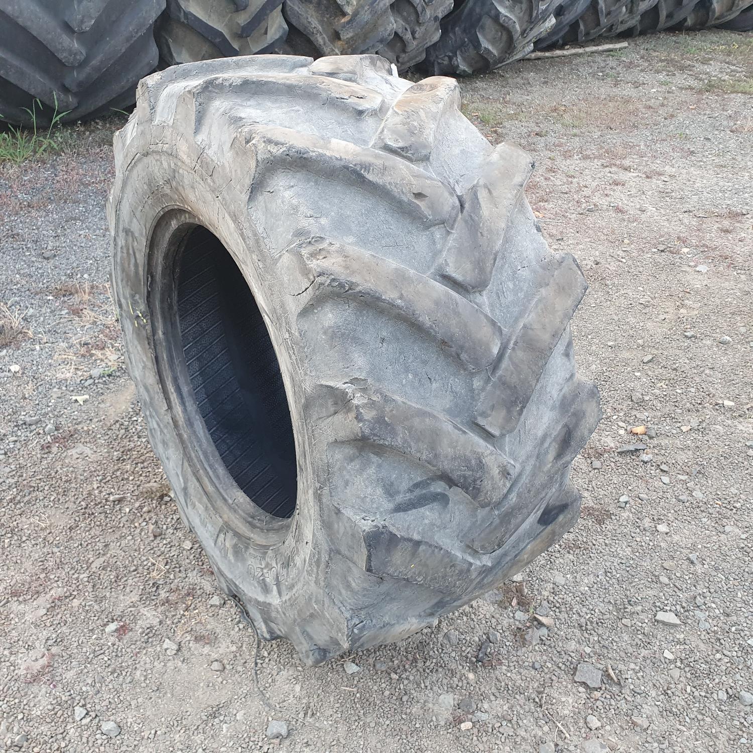  Cauciucuri 405/70-20 (16.0/70R20) Mitas