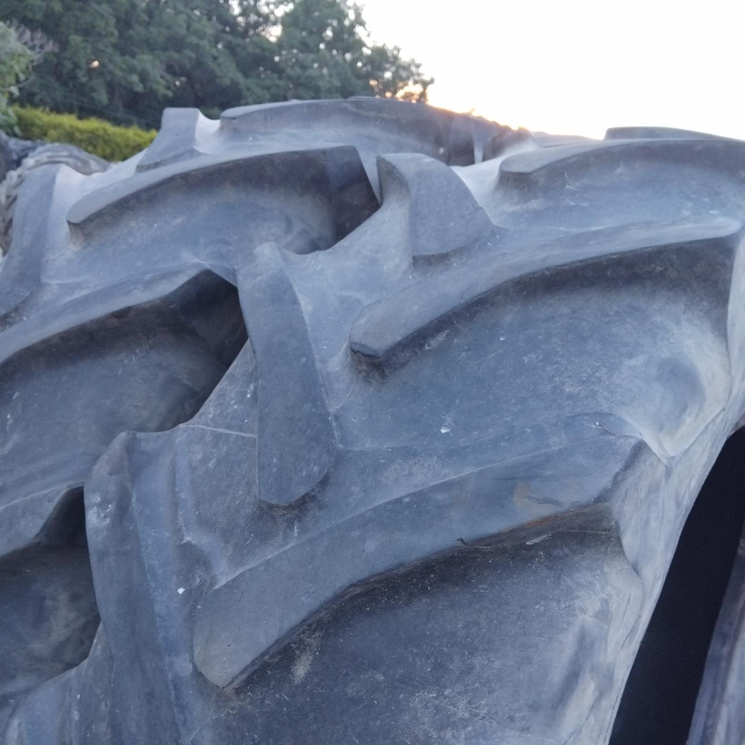  Cauciucuri 16.9R30 (420/85R30) Semperit