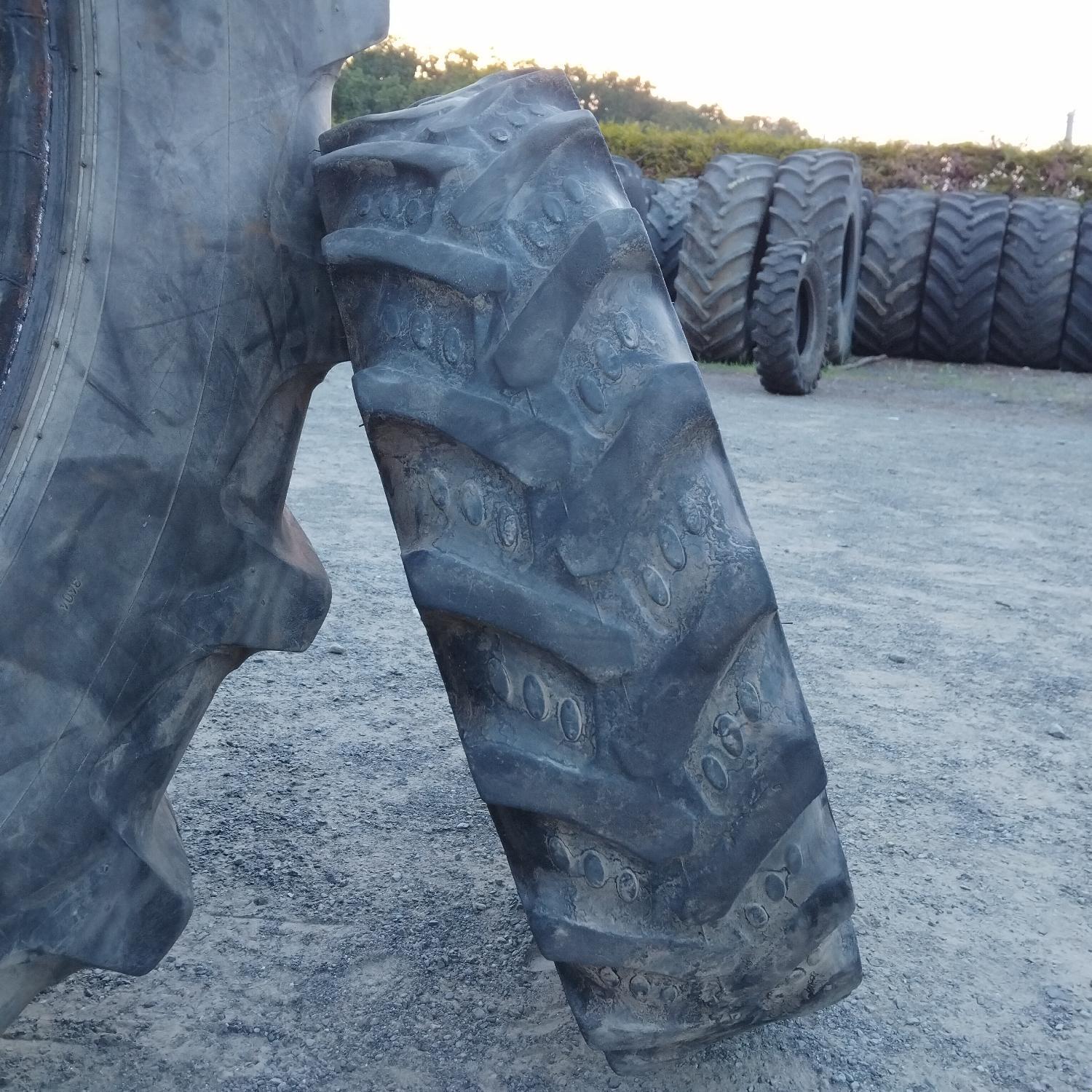  Cauciucuri 180/95R16  Bkt