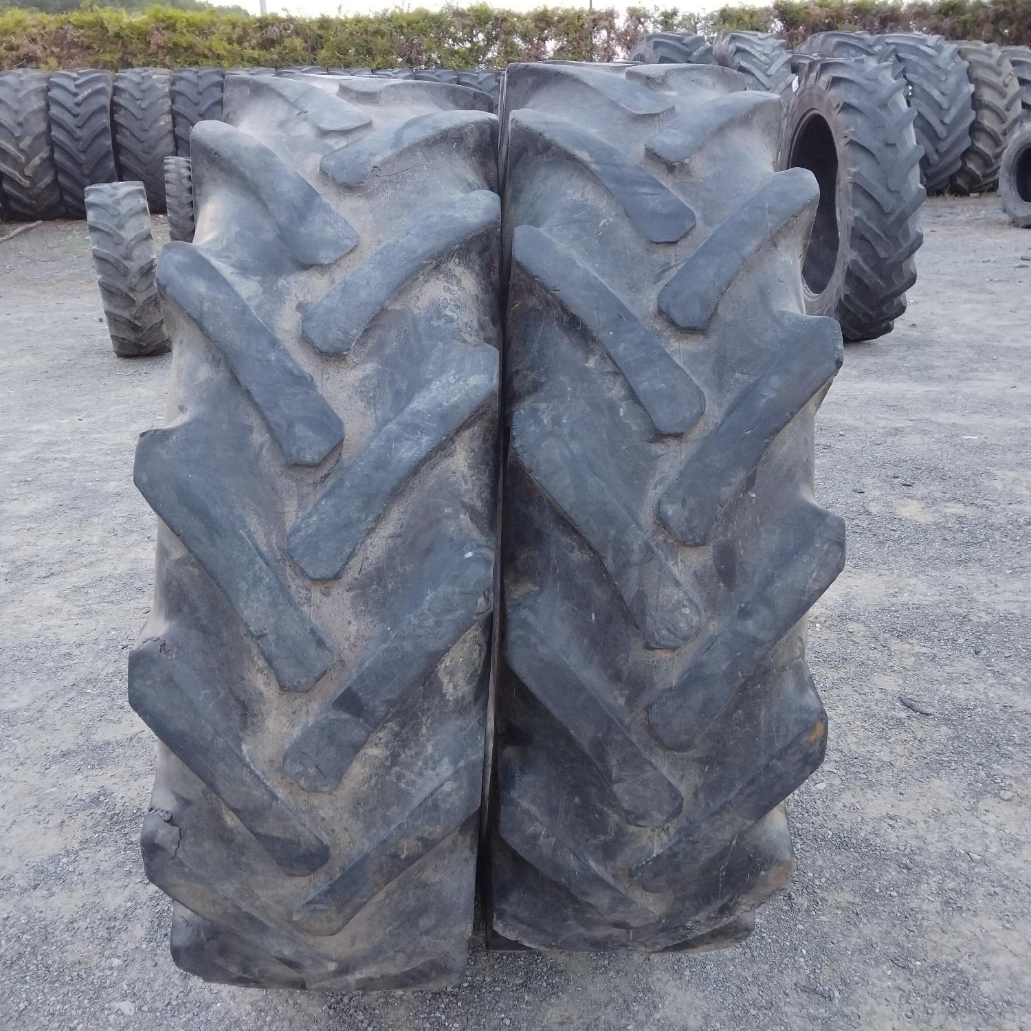  Cauciucuri 14.9-30 (380/85R30) Semperit