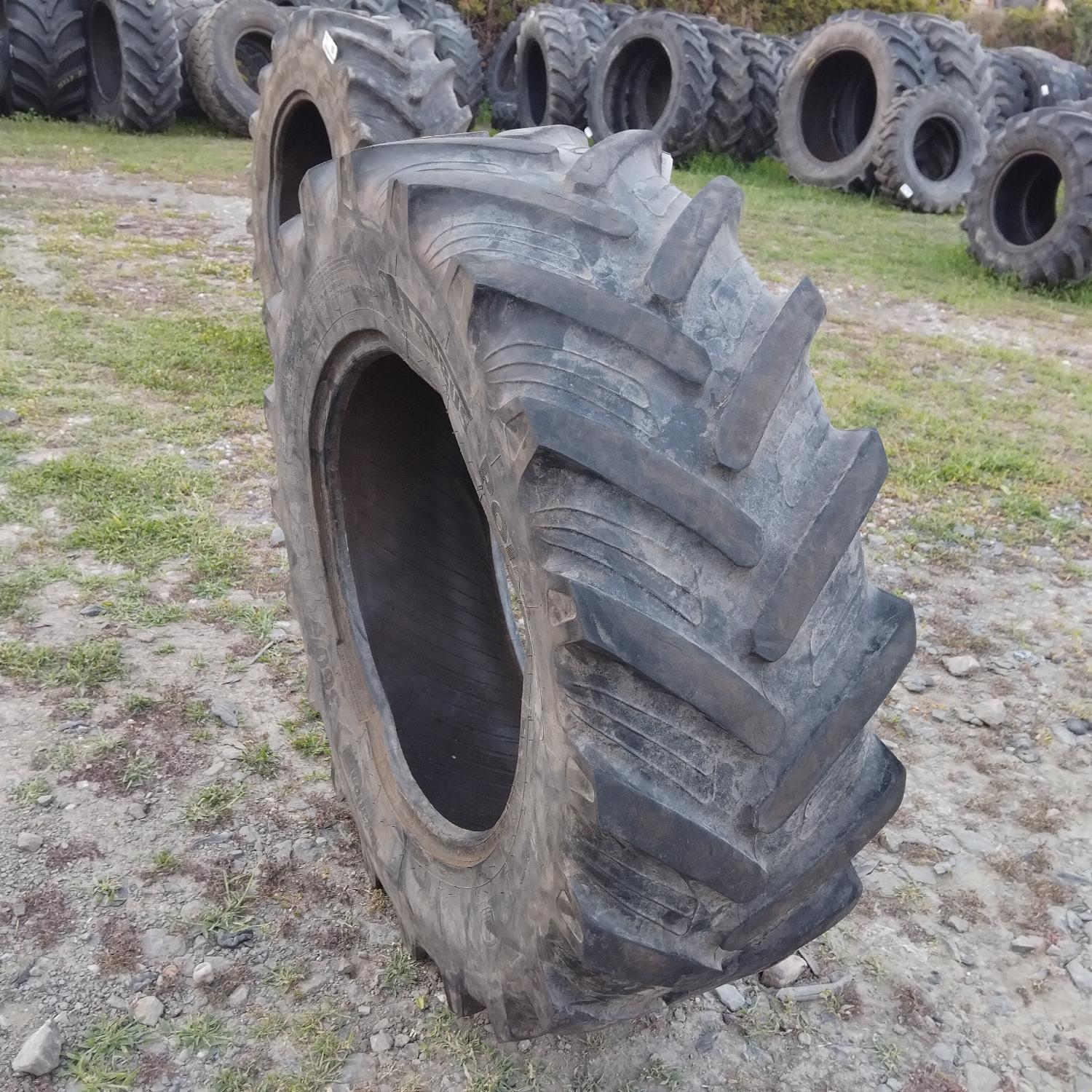  Cauciucuri 360/70R24  Taurus