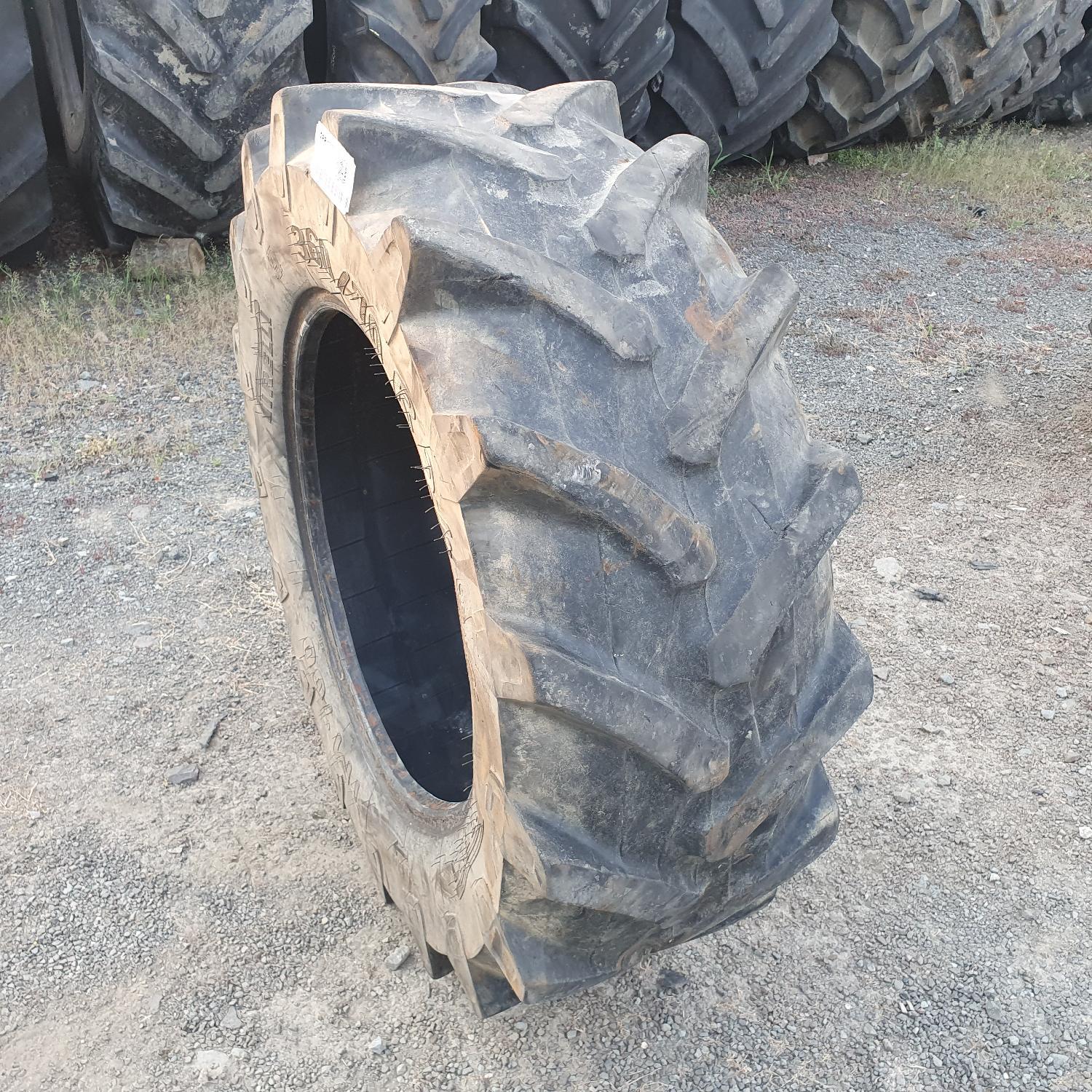  Cauciucuri 360/70R24  Trelleborg