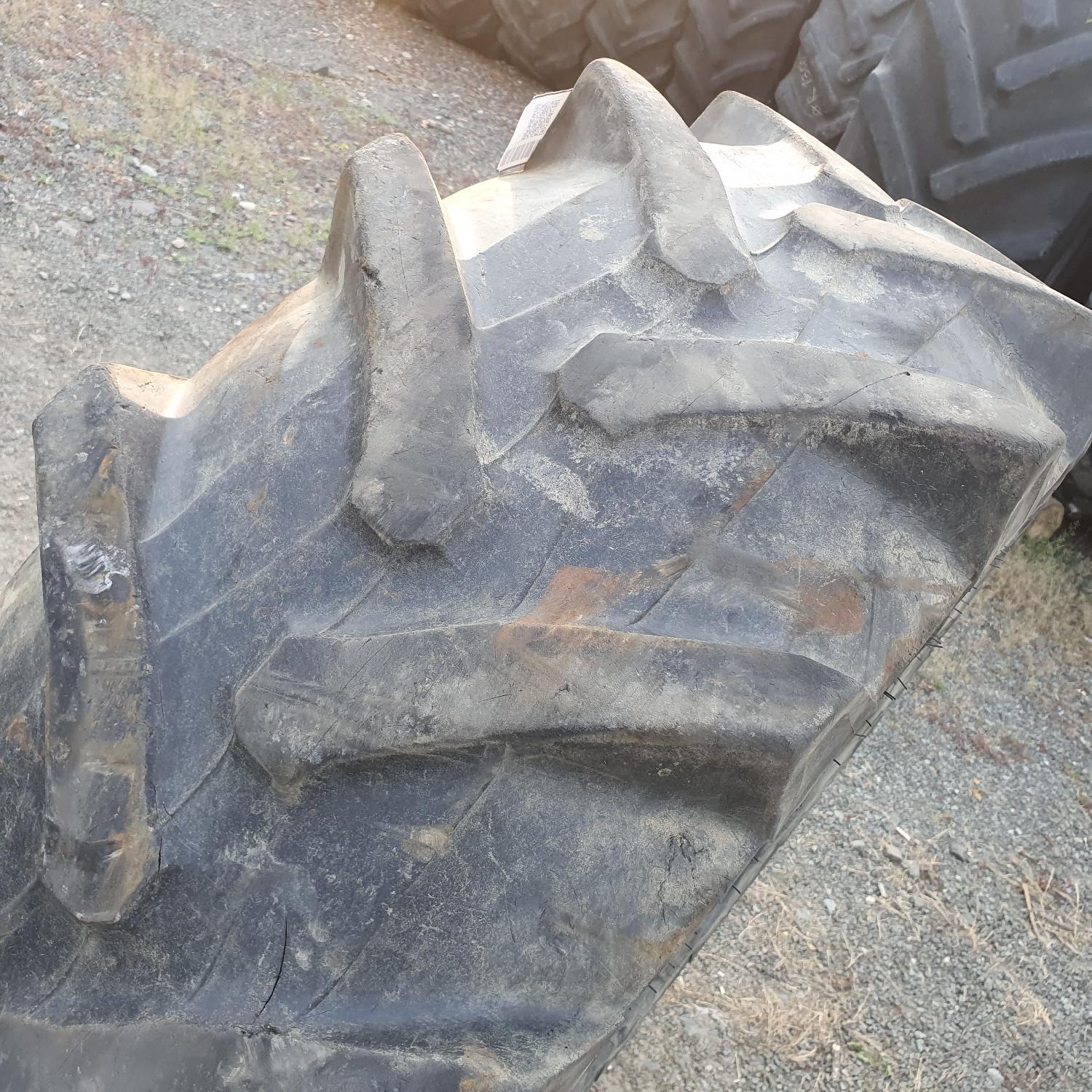  Cauciucuri 360/70R24  Trelleborg