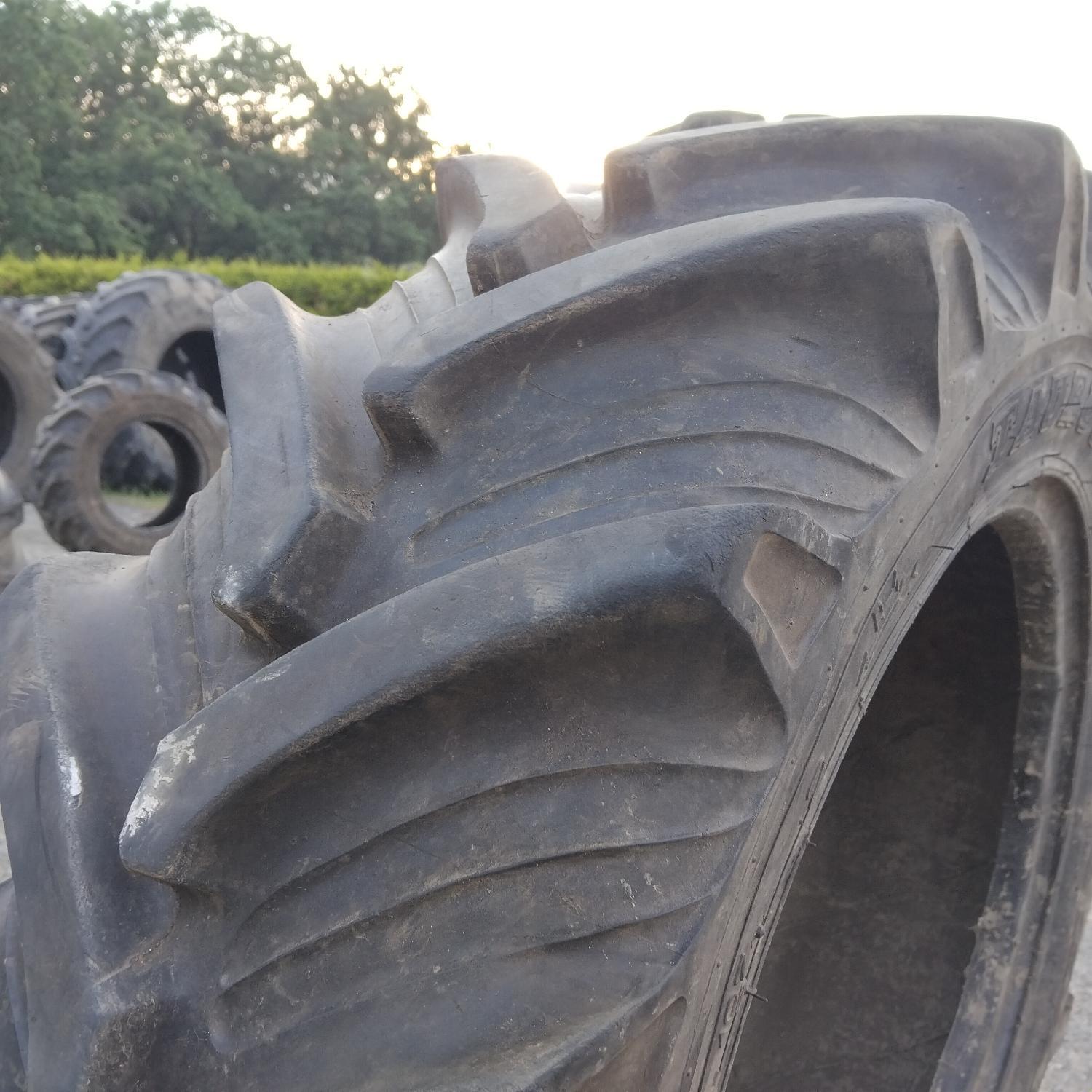  Cauciucuri 300/70R20  Taurus