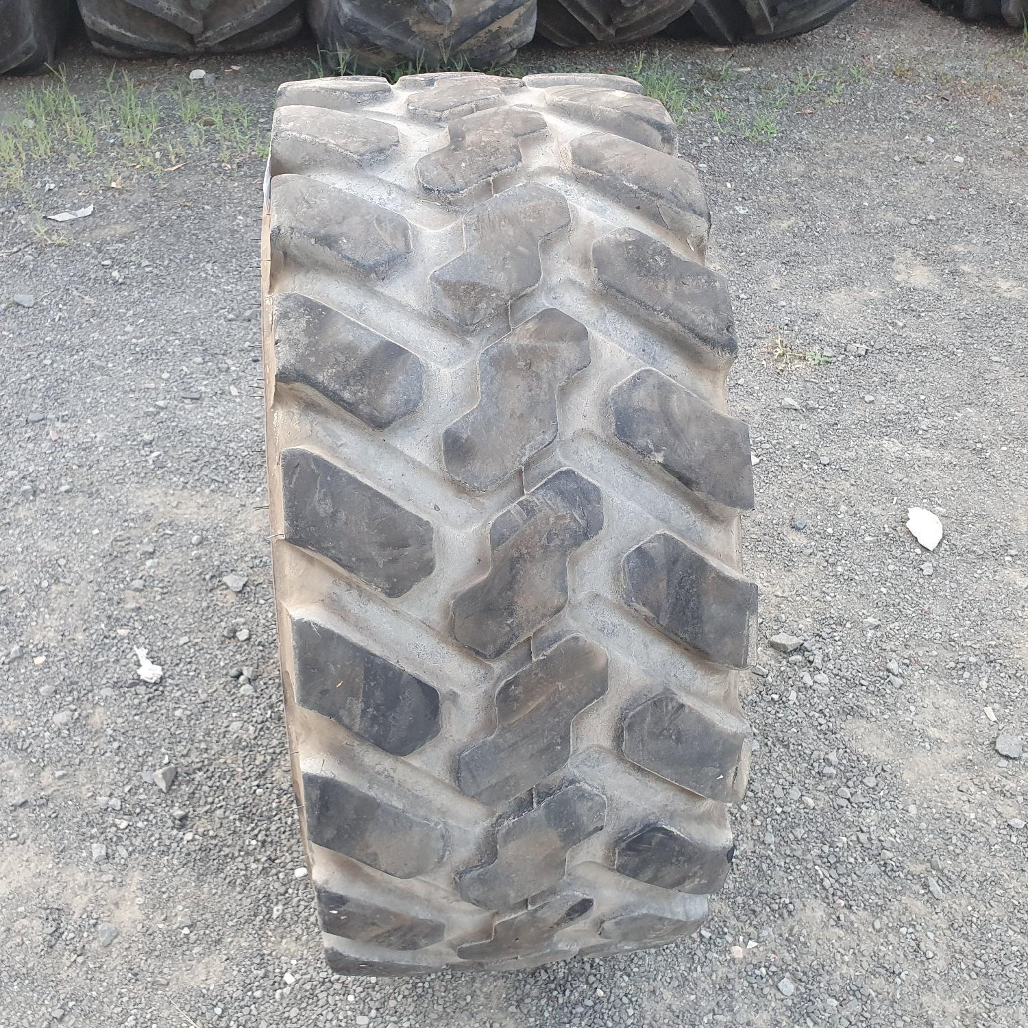  Cauciucuri 405/70R18  Firestone