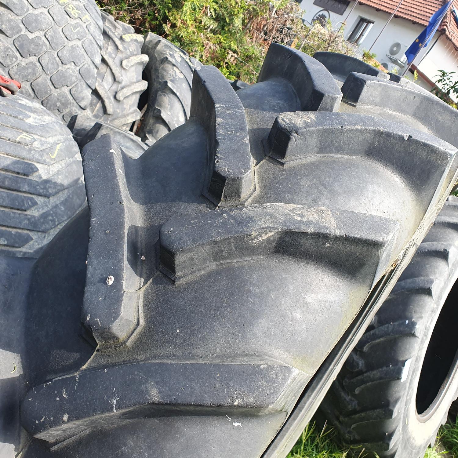  Cauciucuri 16.9R38 (420/85R38) Barum