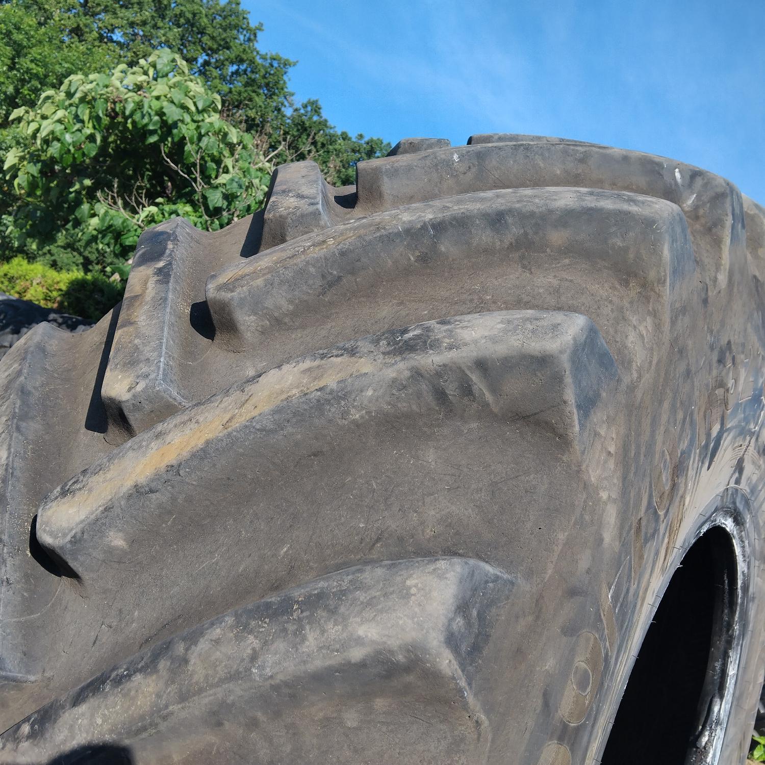  Cauciucuri 800/70R32  Mitas