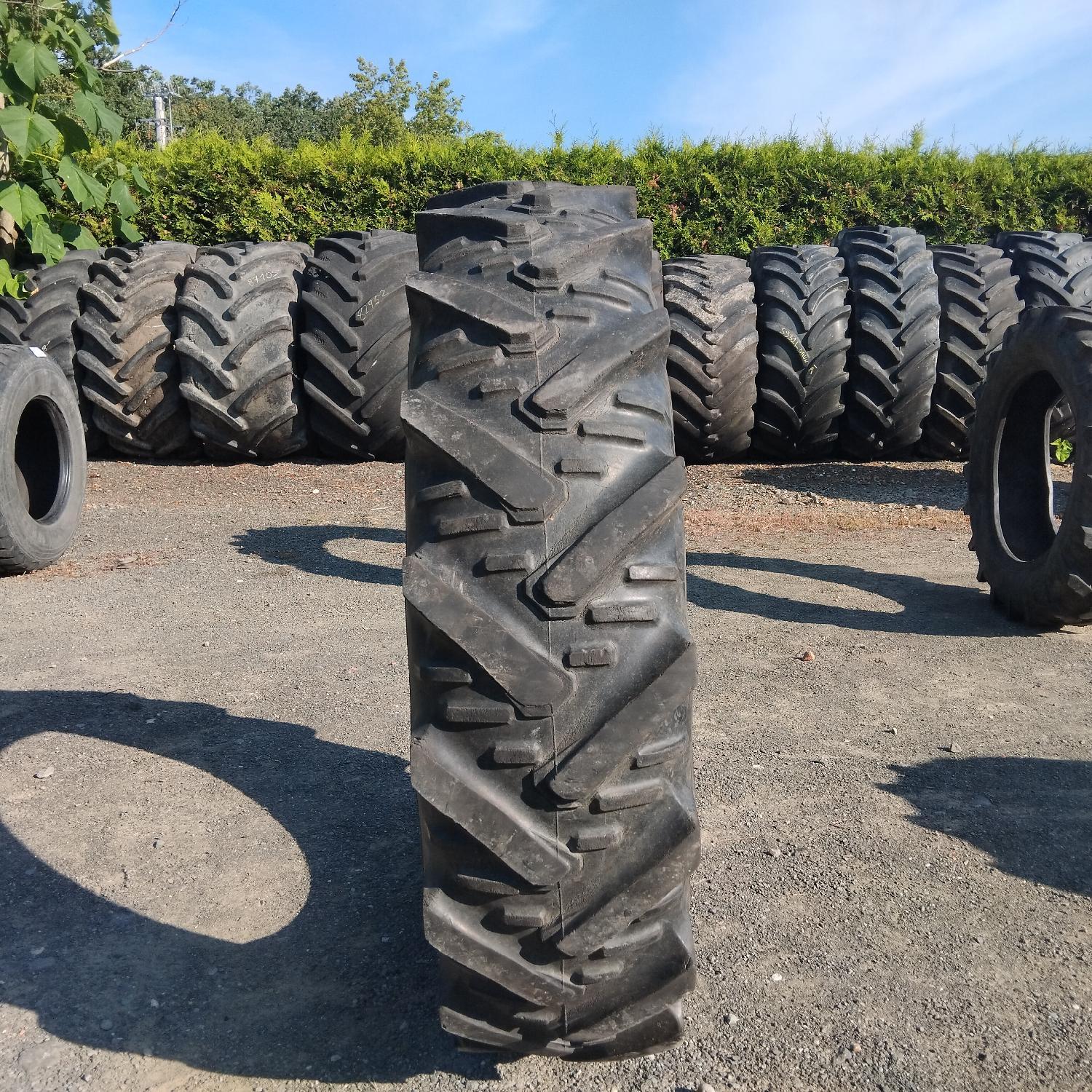  Cauciucuri 12.4R32 (320/85R32) Semperit