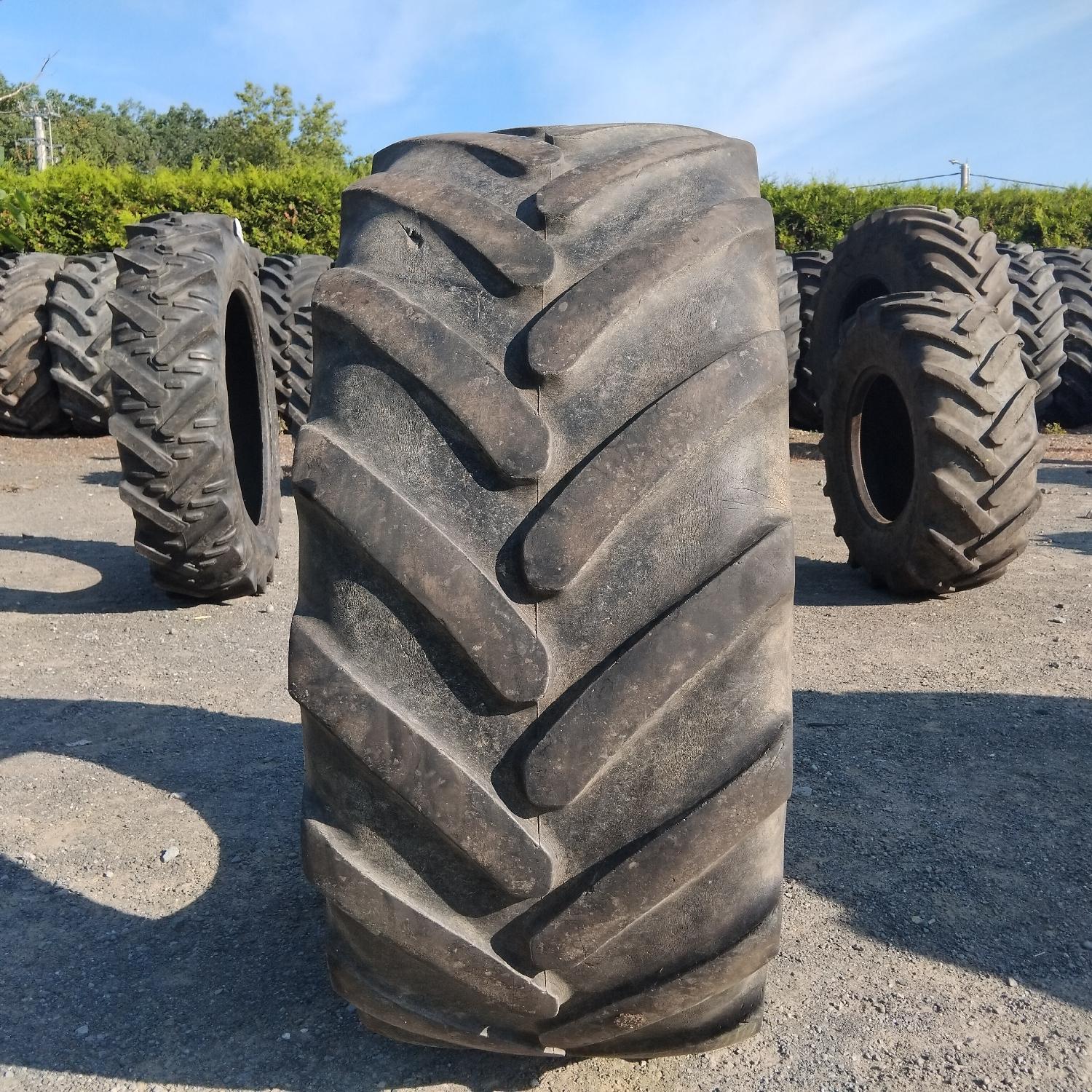  Cauciucuri 440/65R24  Michelin