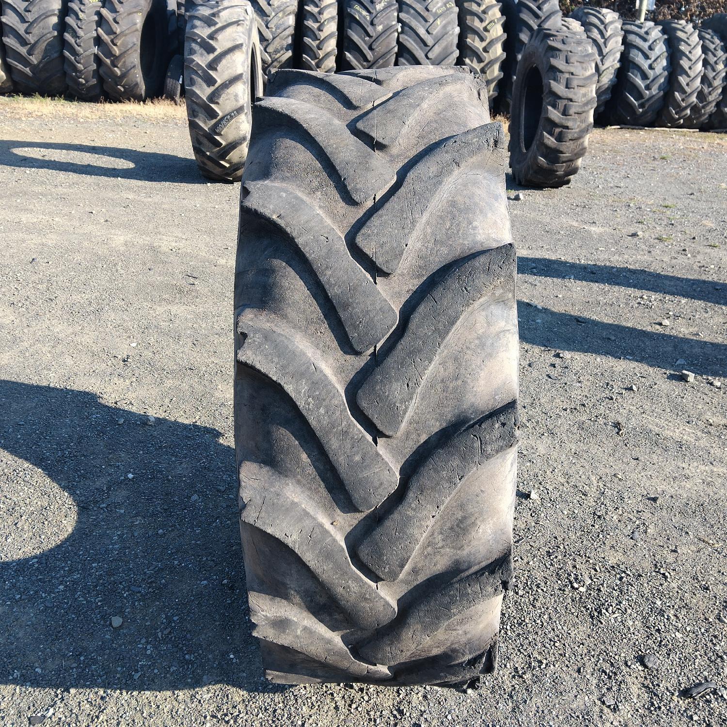  Cauciucuri 15.5/80-24 (400/80R24) Solideal