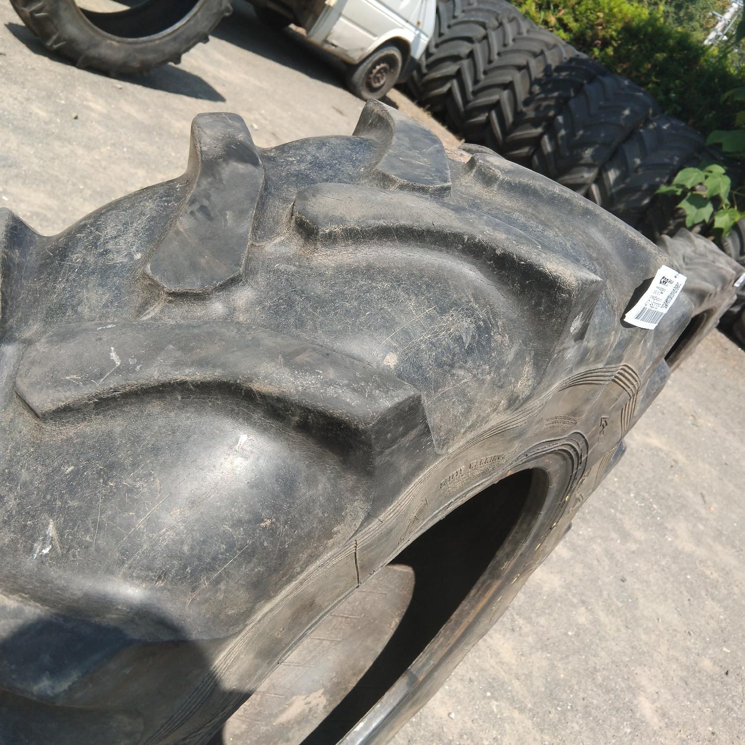  Cauciucuri 12.4R24 (320/85R24) Barum