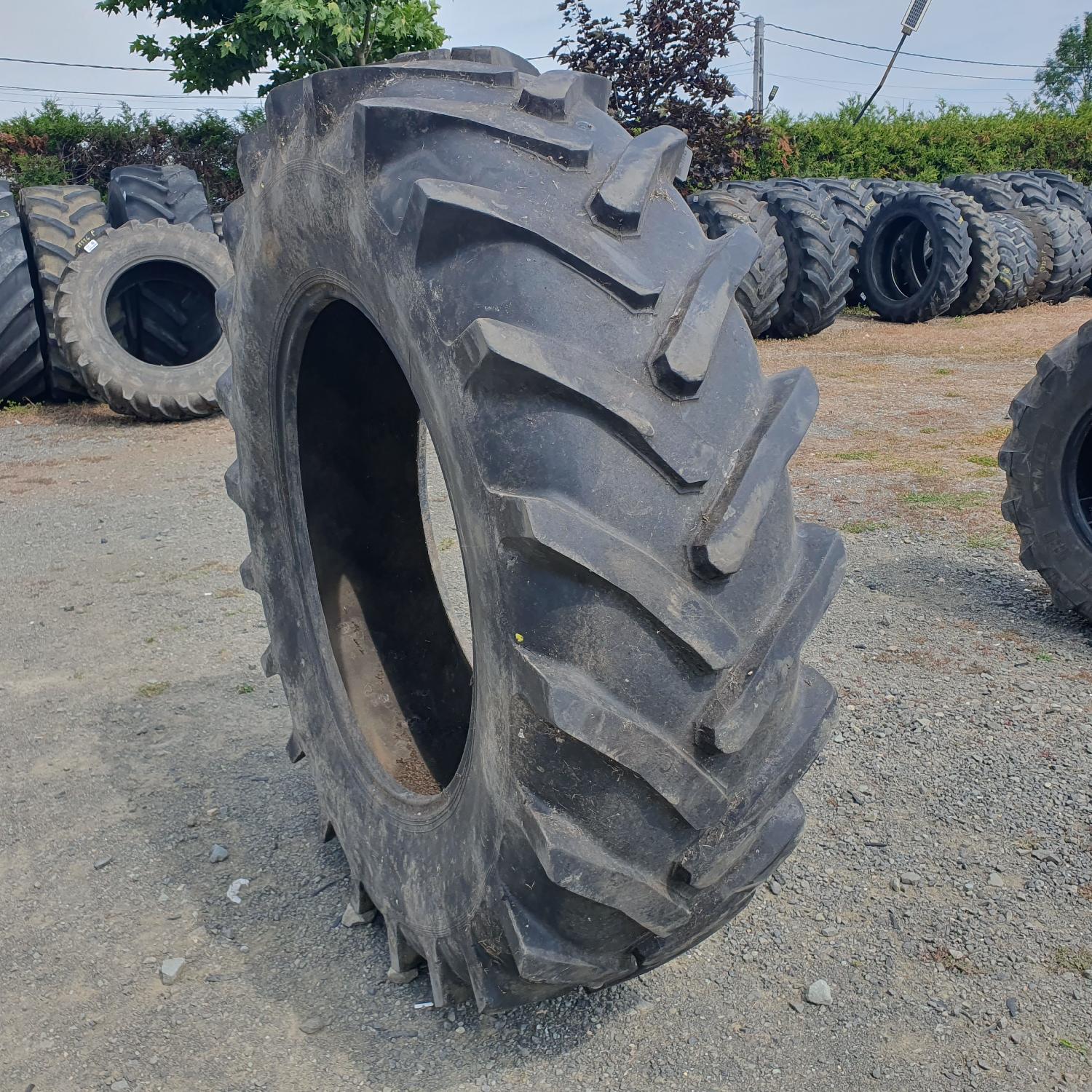  Cauciucuri 20.8R38 (520/85R38) Barum
