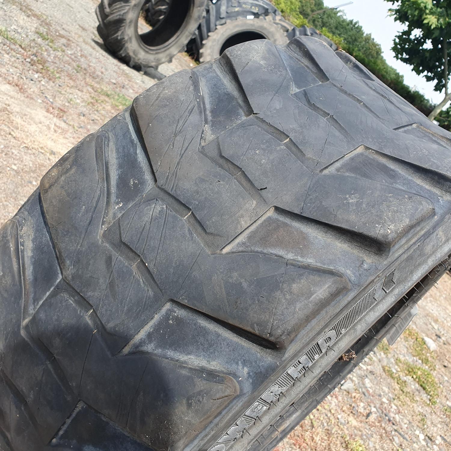  Cauciucuri 10-16.5  Bkt