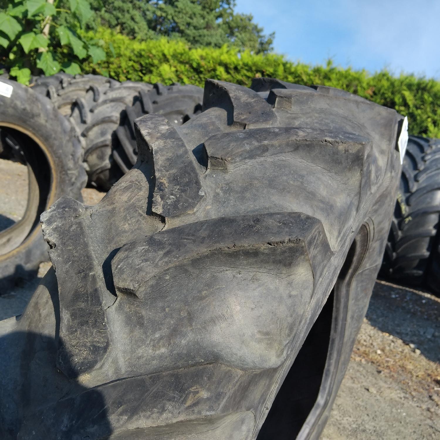  Cauciucuri 12.4-28 (320/85R28) Barum