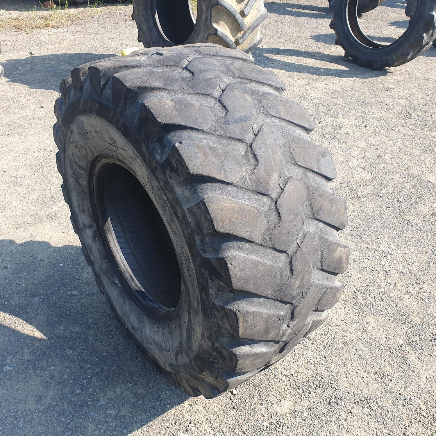  Cauciucuri 405/70R18  Firestone