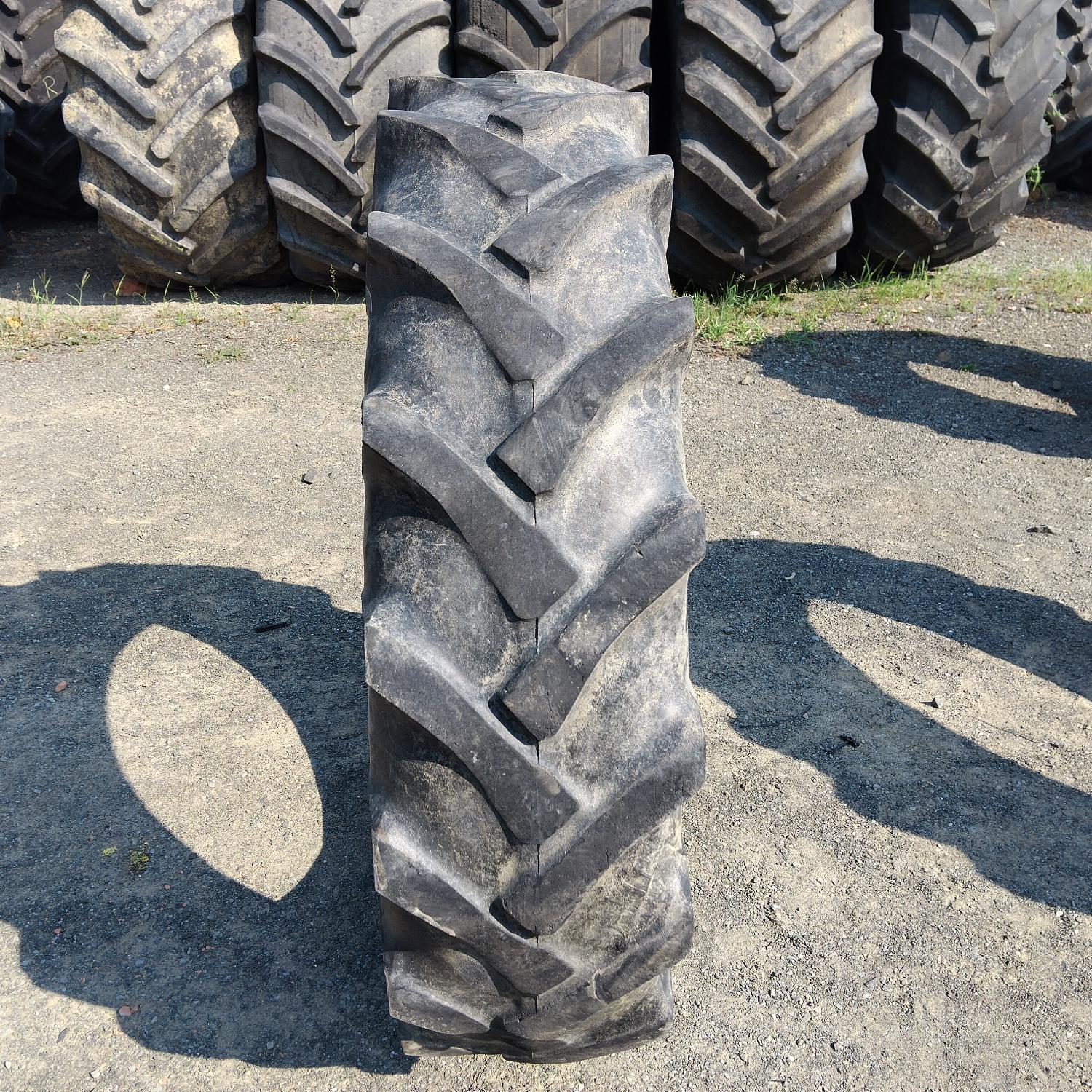  Cauciucuri 11.2-28 (280/85R28) Vredestein