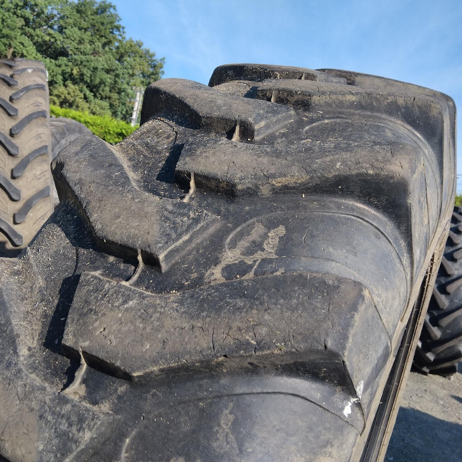  Cauciucuri 16.9-28 (420/85R28) Armour