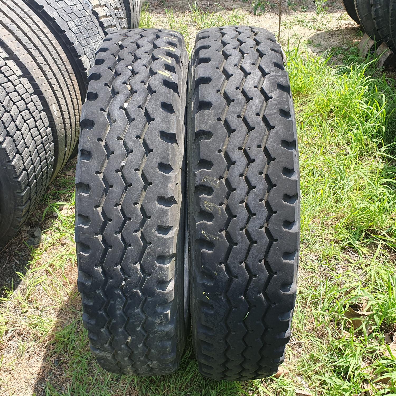  Cauciucuri 9R22.5  Michelin