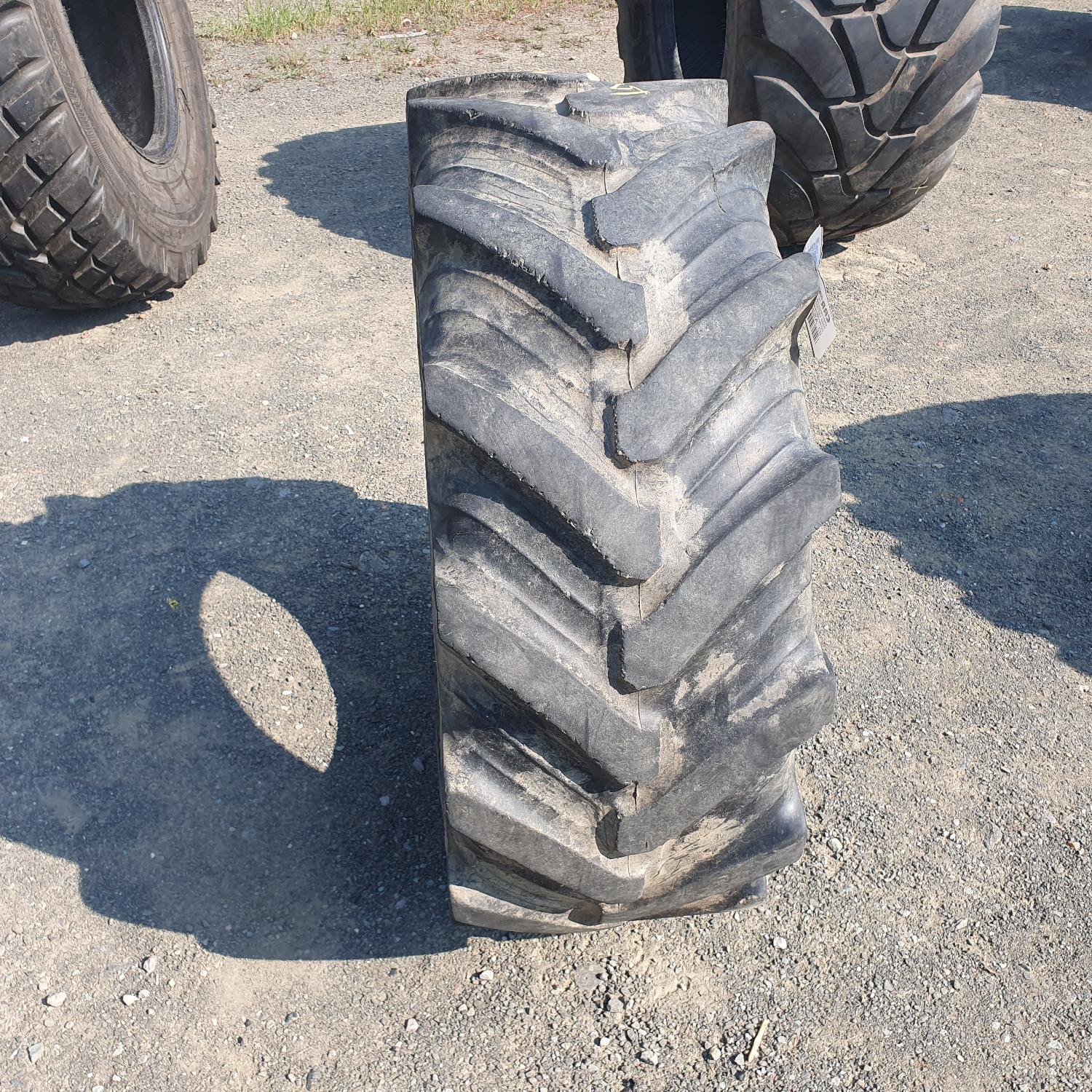 Cauciucuri 320/70R20  Taurus