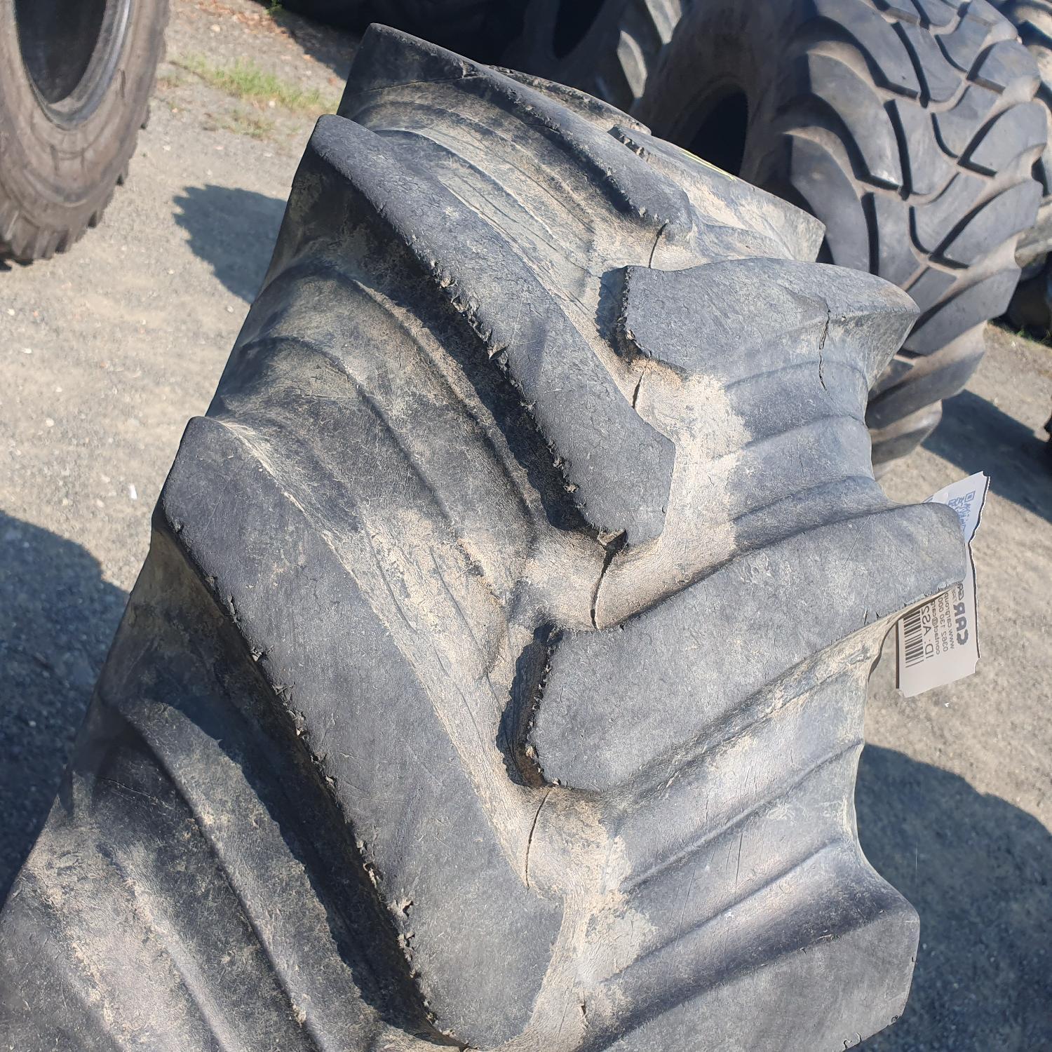  Cauciucuri 320/70R20  Taurus