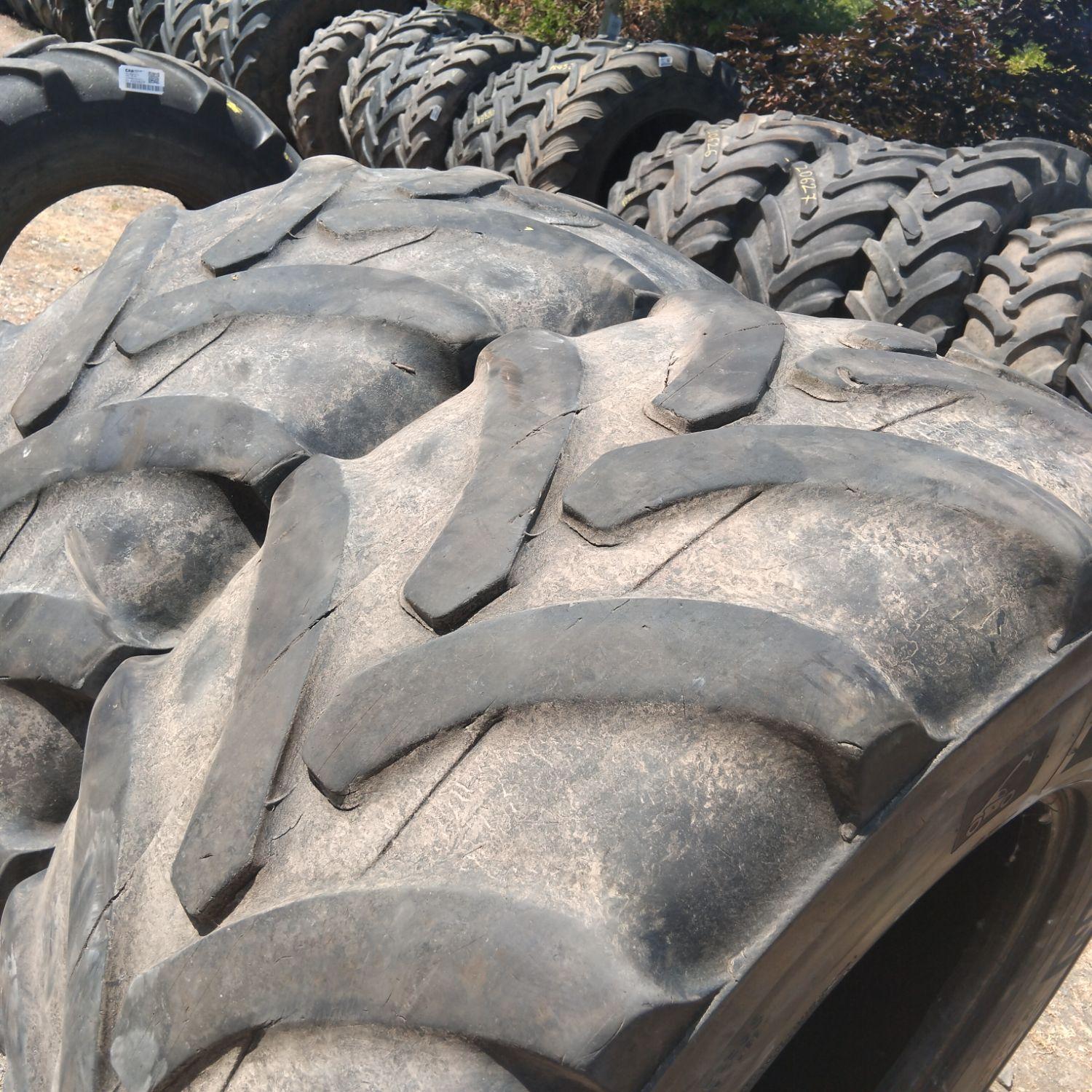  Cauciucuri 500/70R24  Vredestein