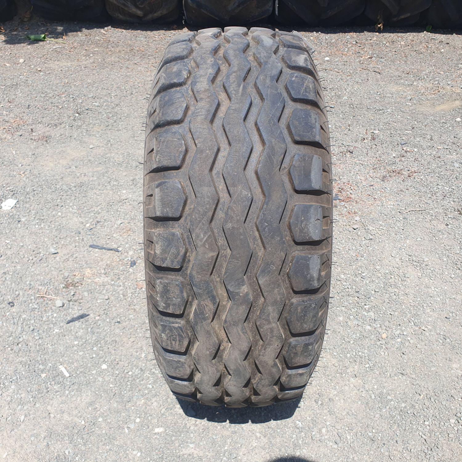  Cauciucuri 10.0/75-15.3 (260/70R15.3) Bkt
