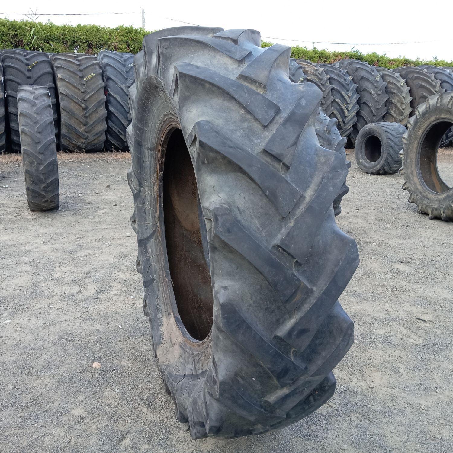  Cauciucuri 16.9-30 (420/85R30) Semperit