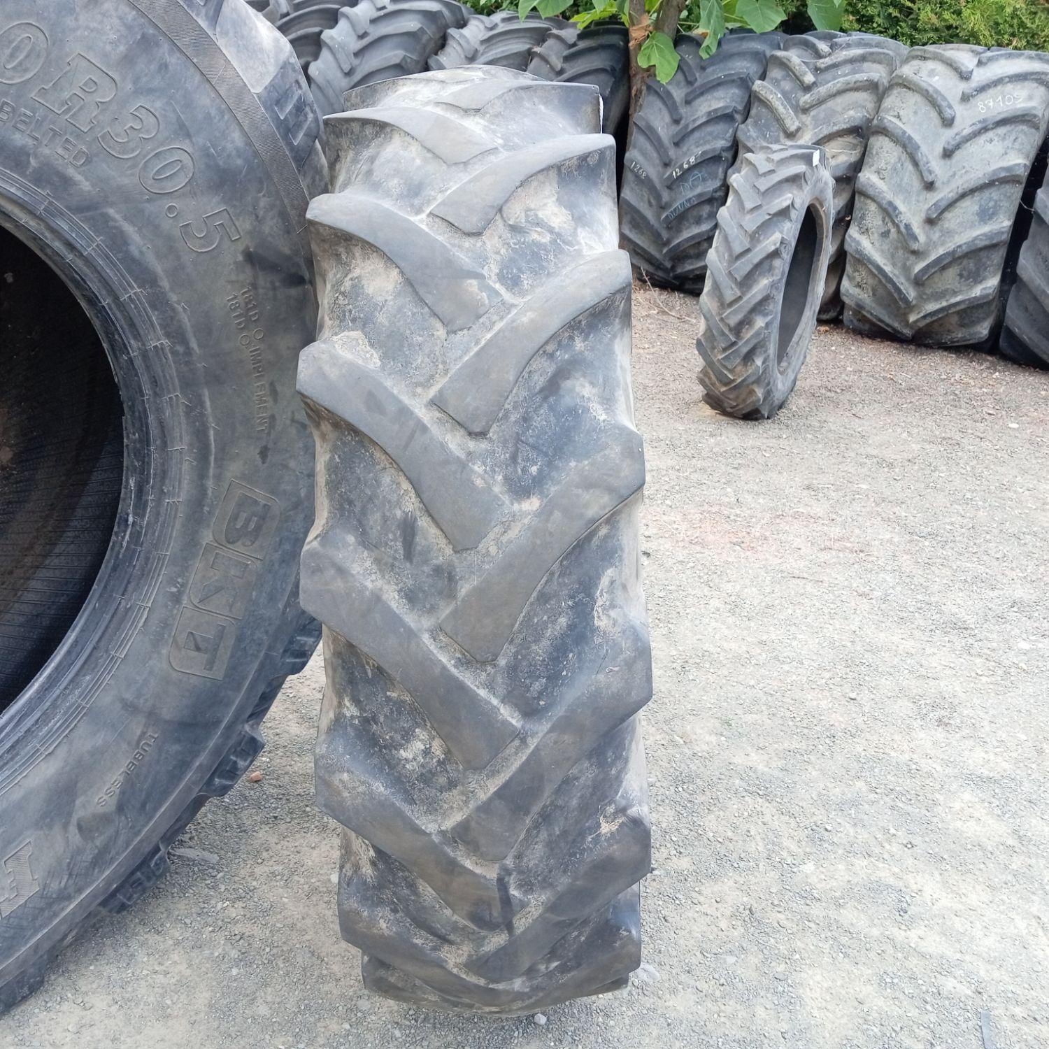  Cauciucuri 14.9-30 (380/85R30) Bkt