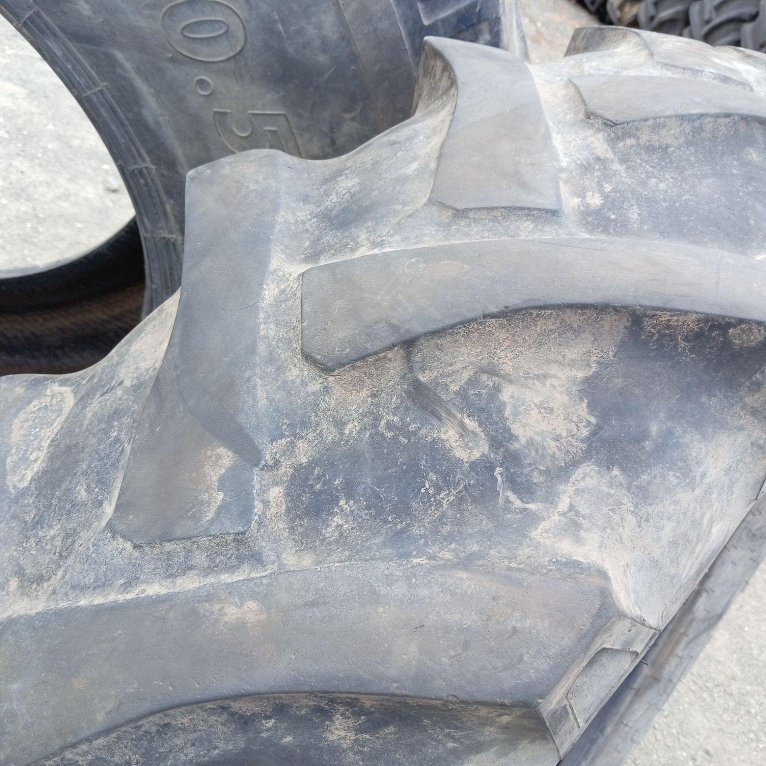 Cauciucuri 14.9-30 (380/85R30) Bkt