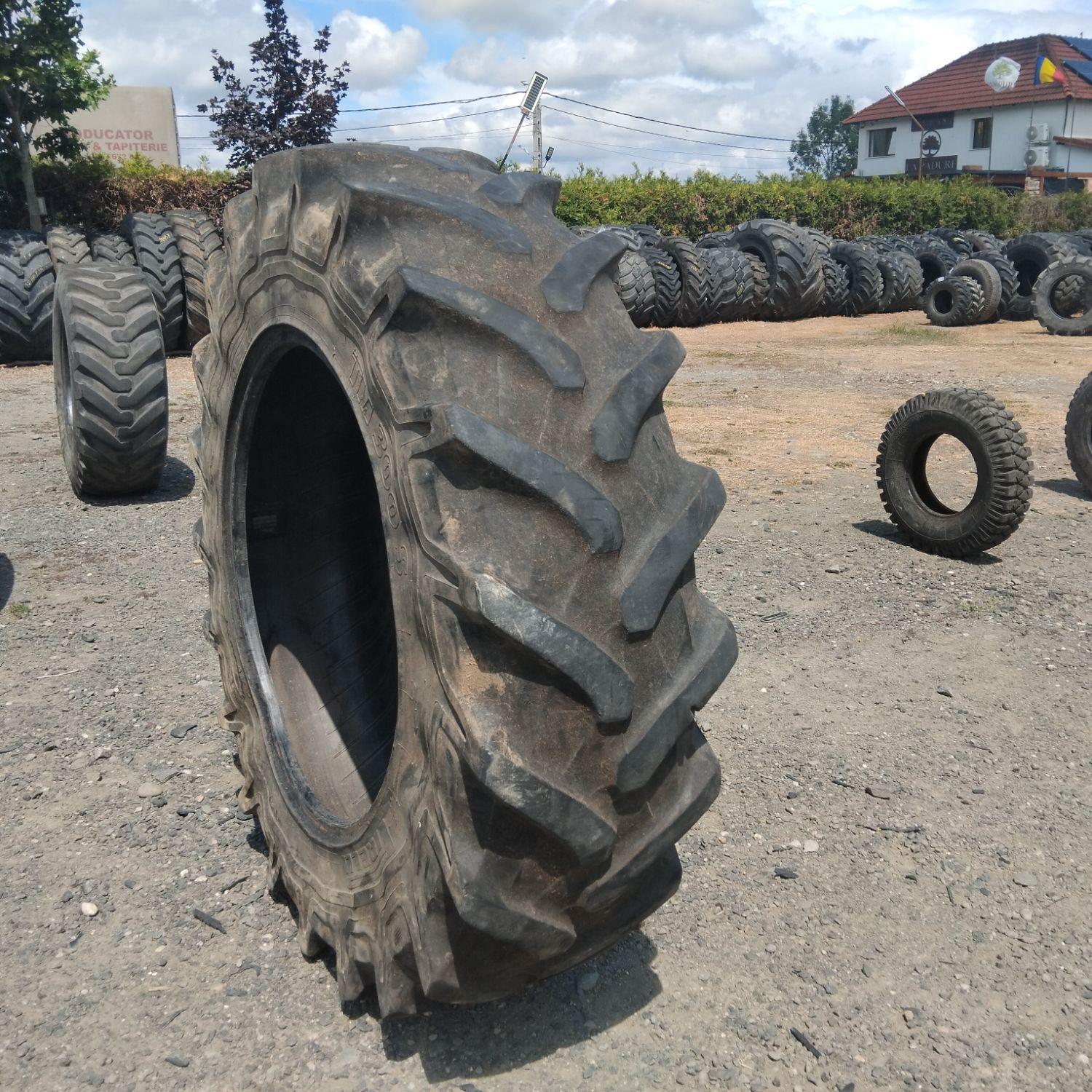  Cauciucuri 16.9R34 (420/85R34) Pirelli