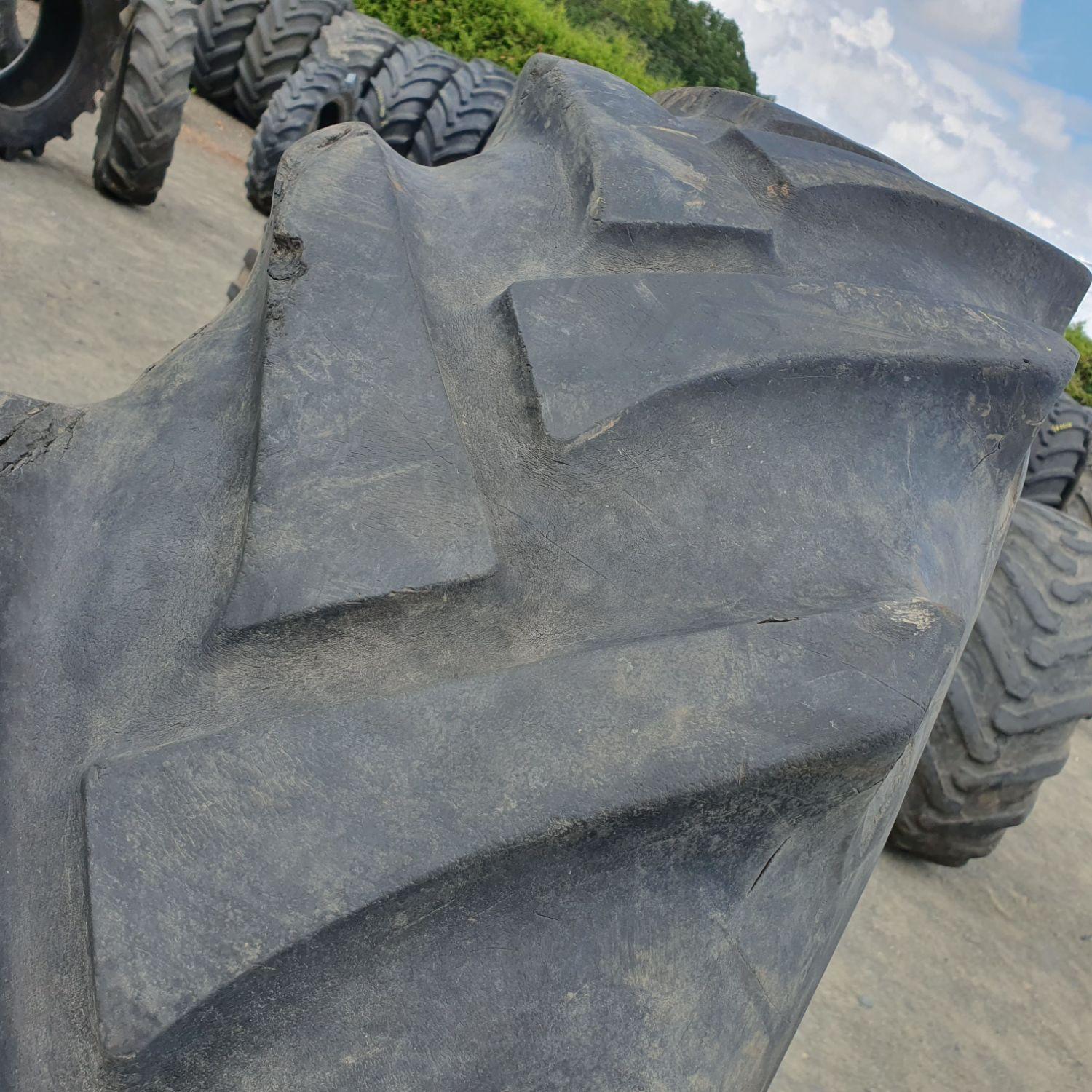 Cauciucuri 16.9-34 (420/85R34) Semperit