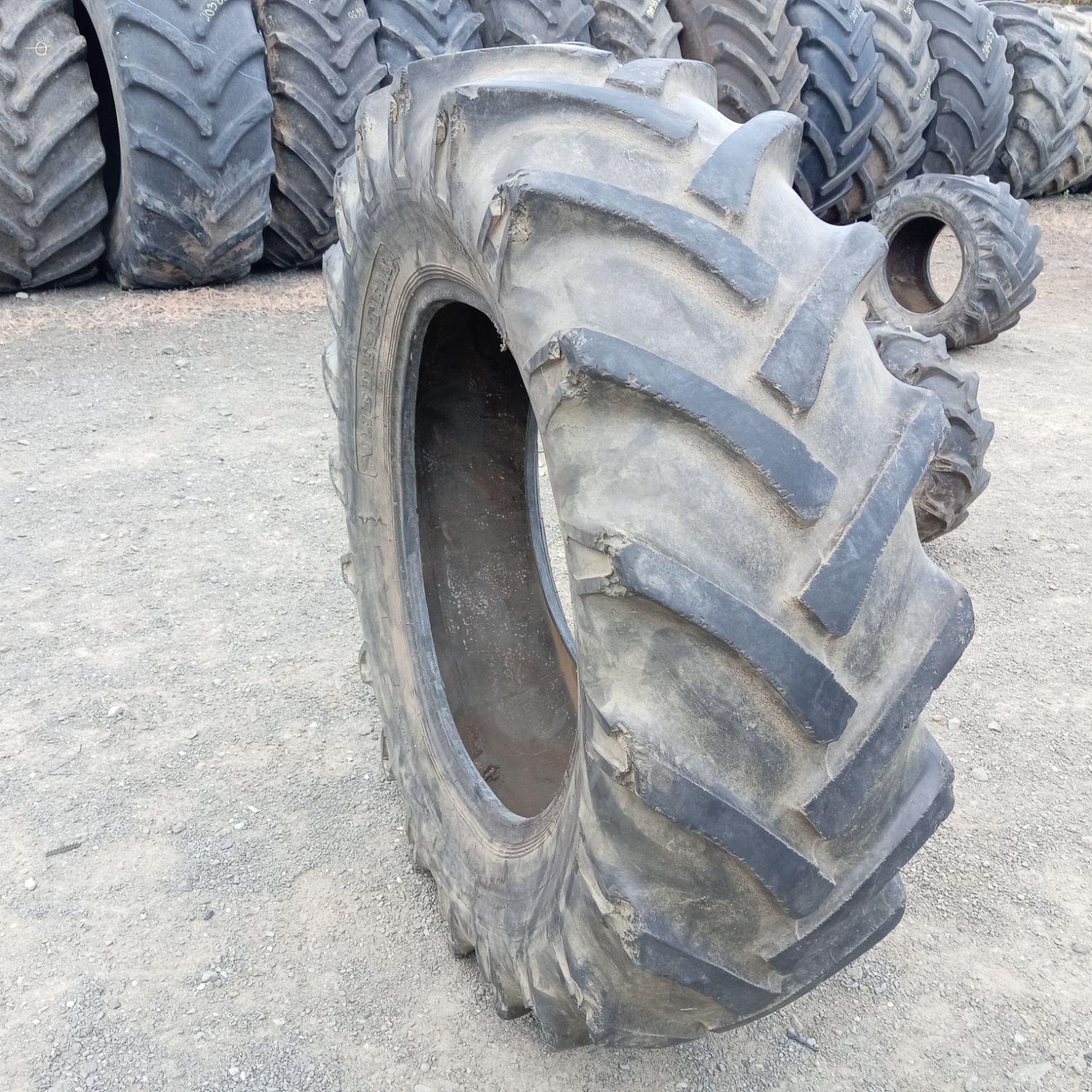  Cauciucuri 14.9-28 (380/85R28) Vredestein