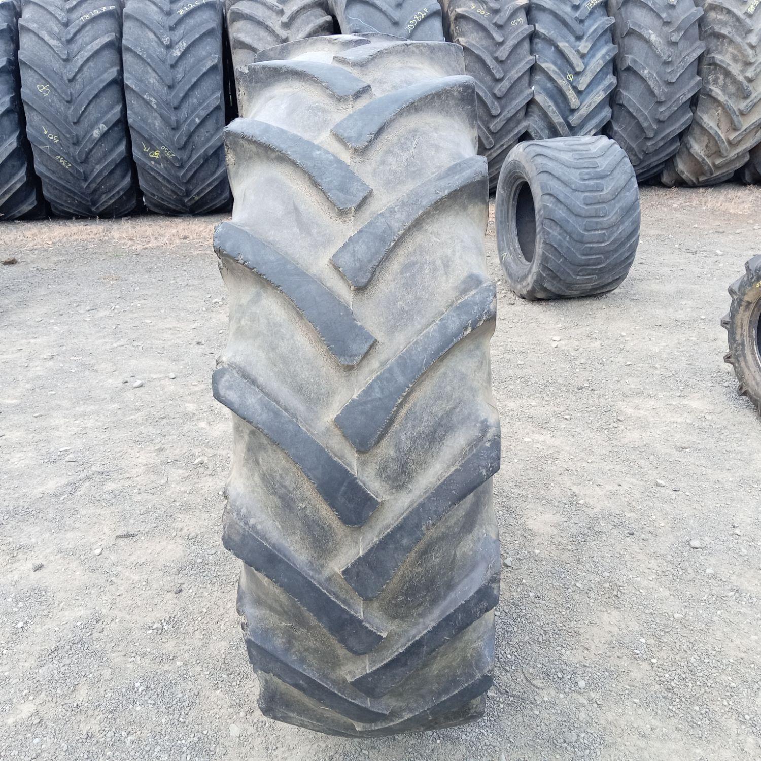  Cauciucuri 14.9-28 (380/85R28) Vredestein