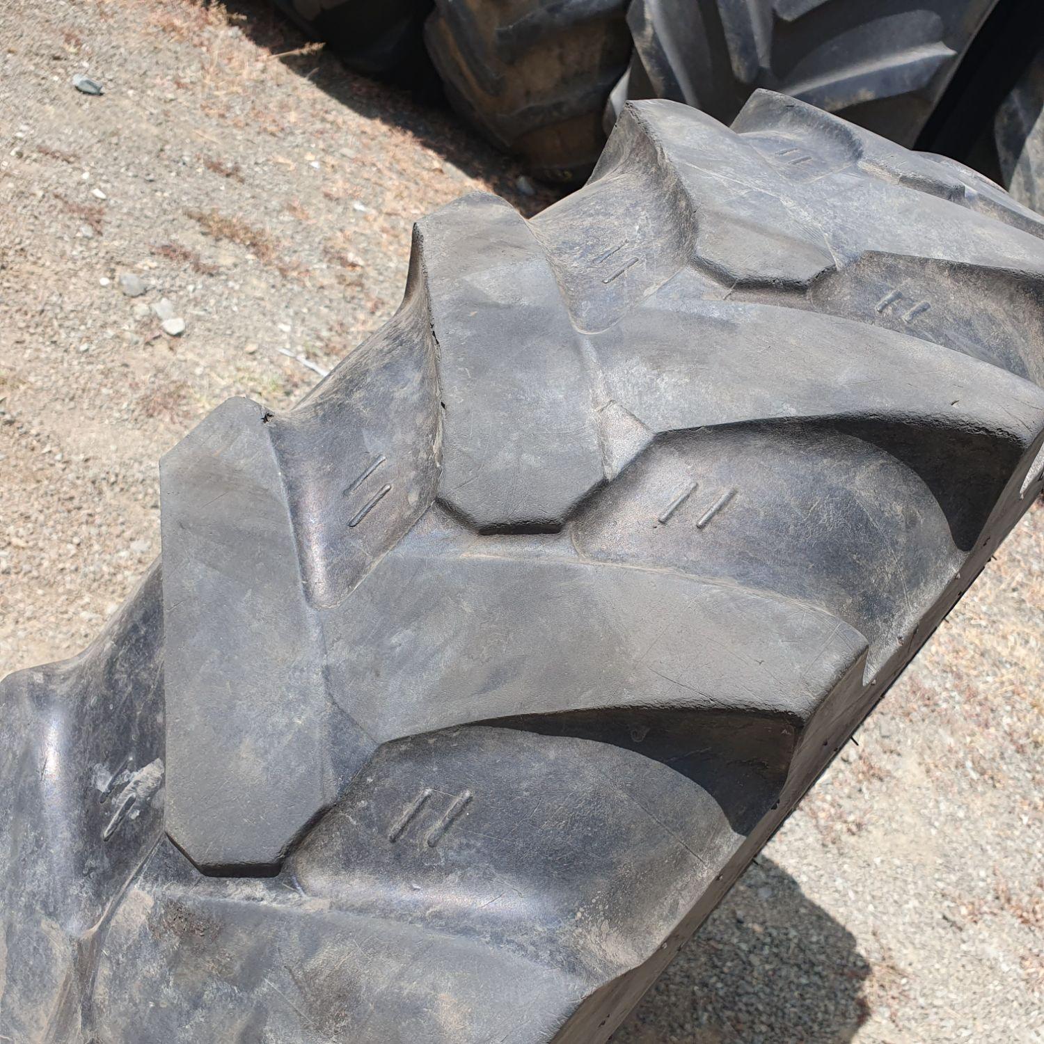  Cauciucuri 10.5-18 (10.5/80R18) Mitas