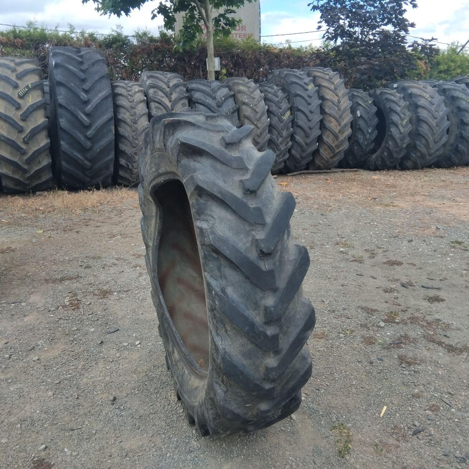  Cauciucuri 12.4-28 (320/85R28) Kellyspringfield