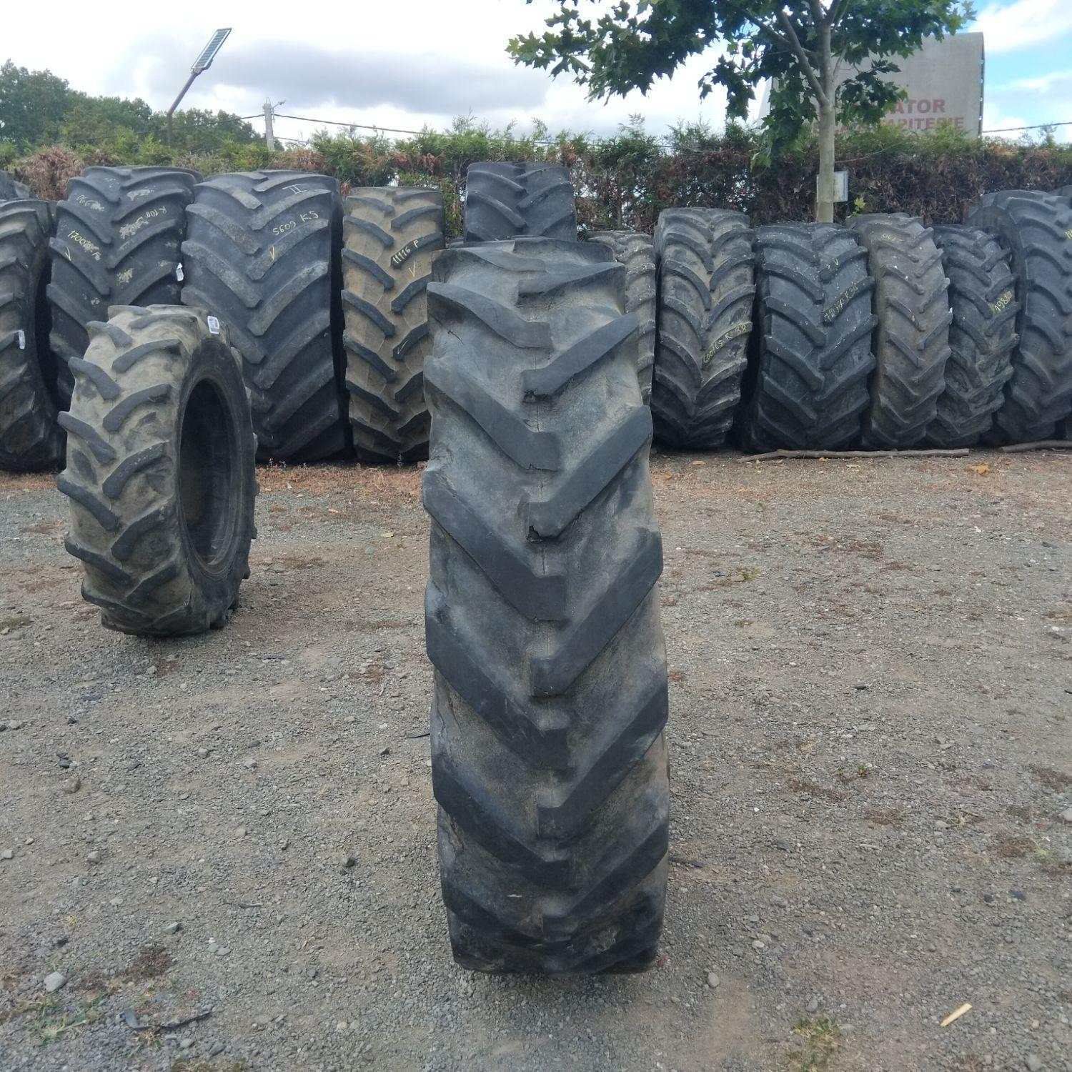  Cauciucuri 12.4-28 (320/85R28) Kellyspringfield
