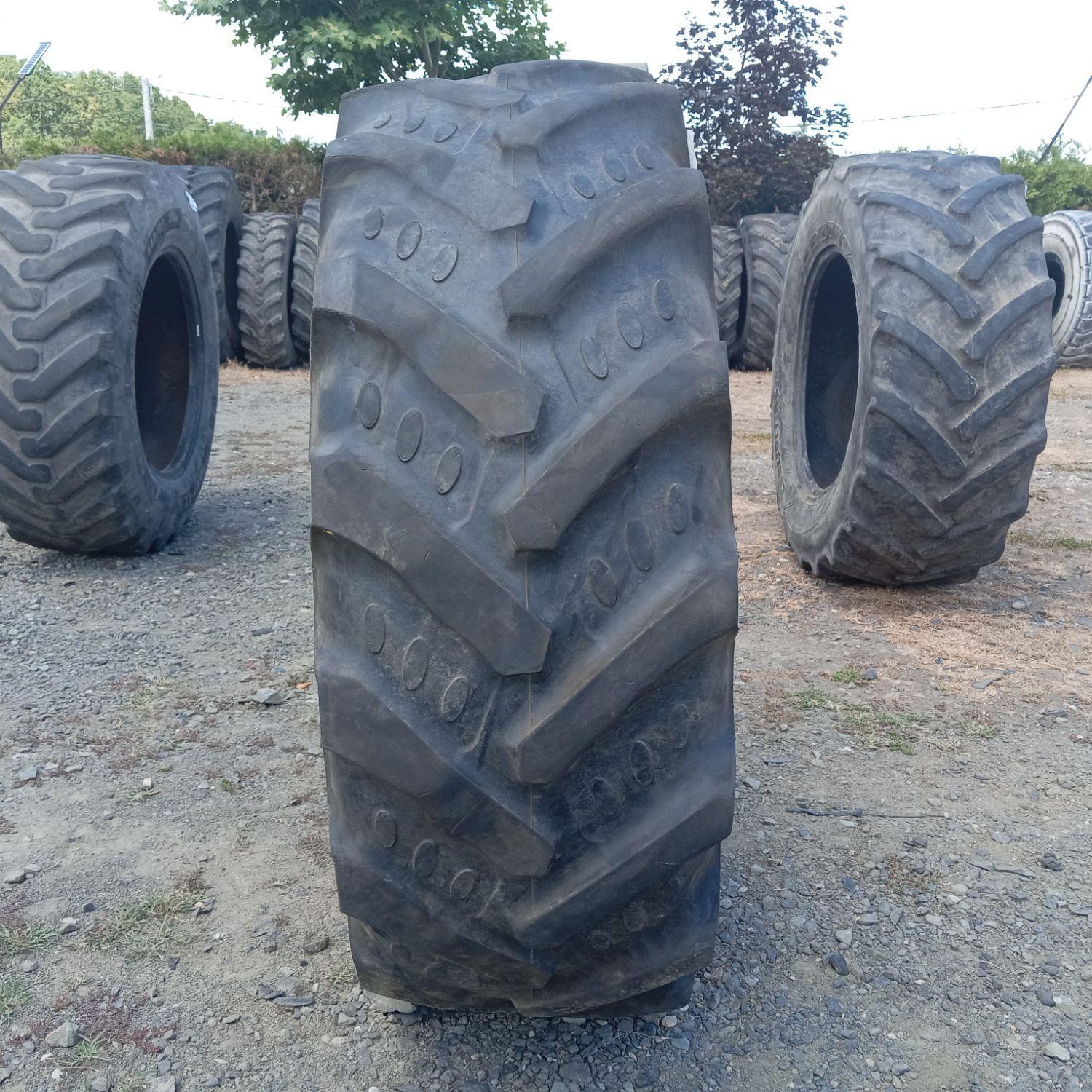  Cauciucuri 380/85R24 (14.9R24) Bkt