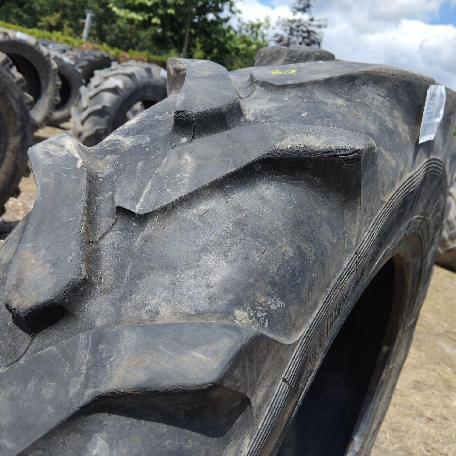  Cauciucuri 11.2R24 (280/85R24) Cultor