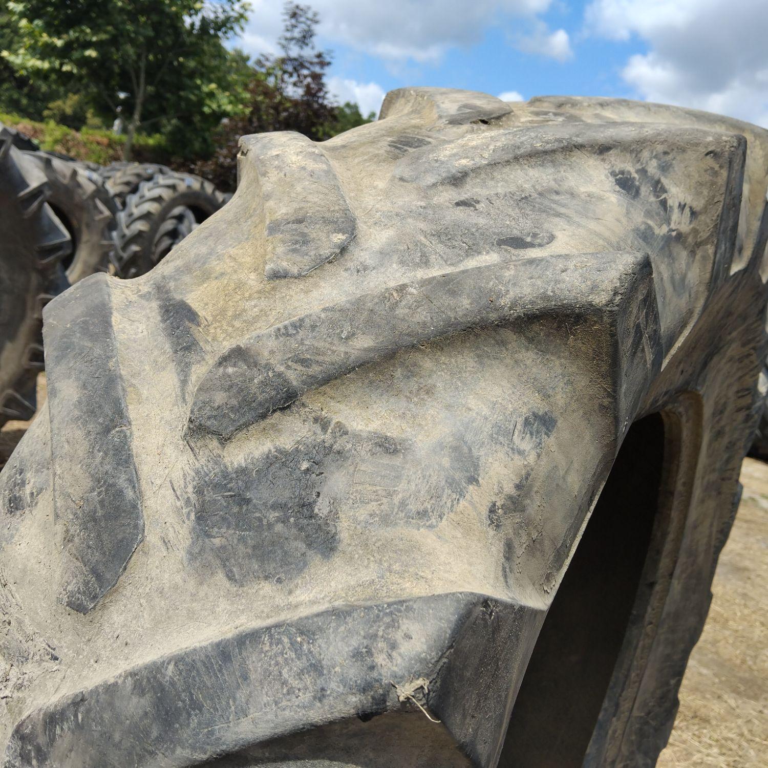  Cauciucuri 13.6R28 (340/85R28) Michelin